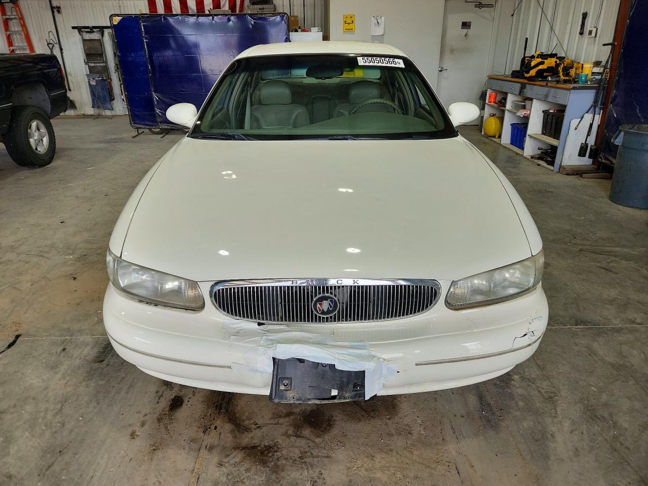 2002 Buick Century Limited White vin: 2G4WY55J021232621