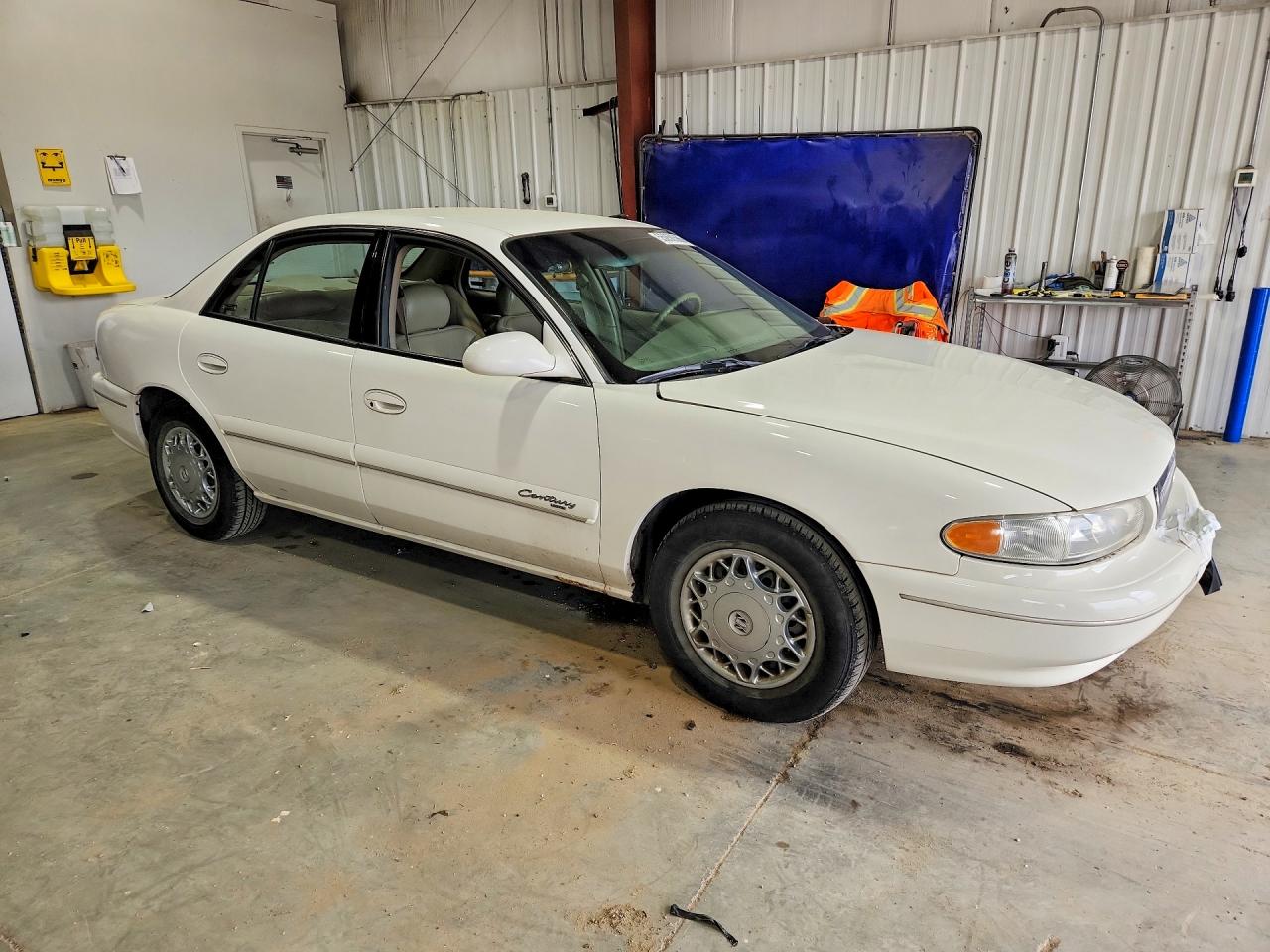 2002 Buick Century Limited White vin: 2G4WY55J021232621