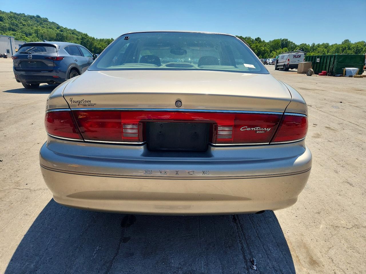 2001 Buick Century Limited Золотой vin: 2G4WY55J811174997