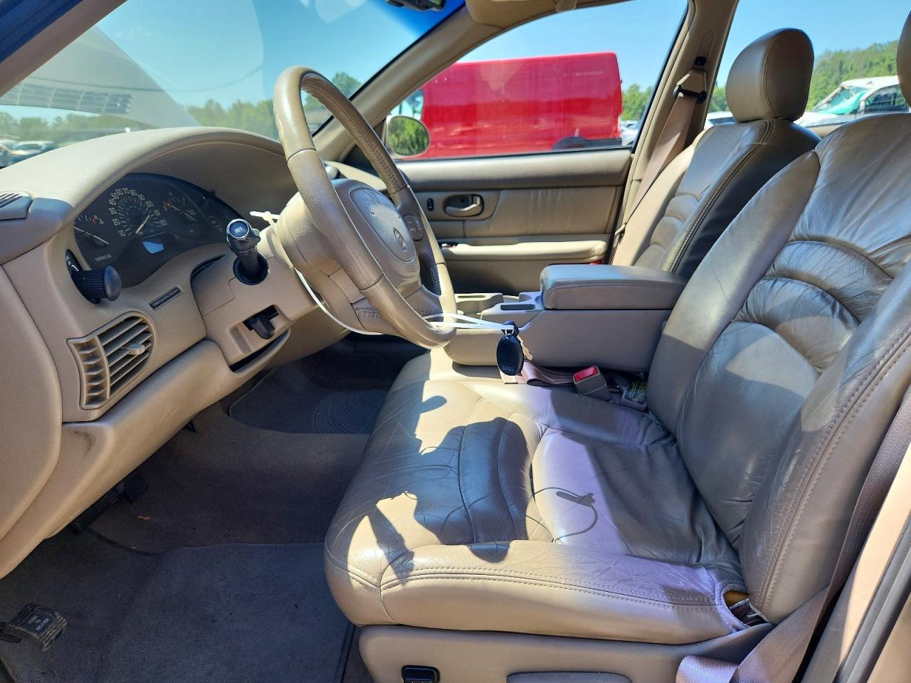 2001 Buick Century Limited Золотой vin: 2G4WY55J811174997