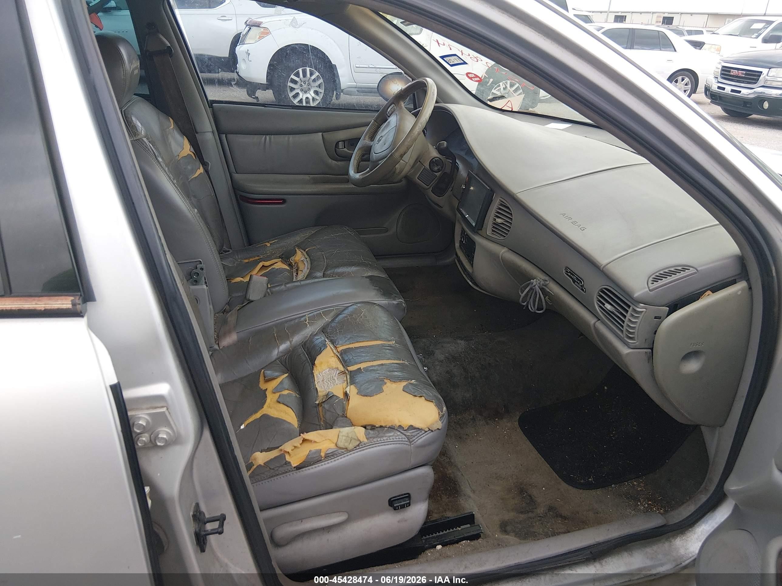 2000 Buick Century Limited Silver vin: 2G4WY55J8Y1236389