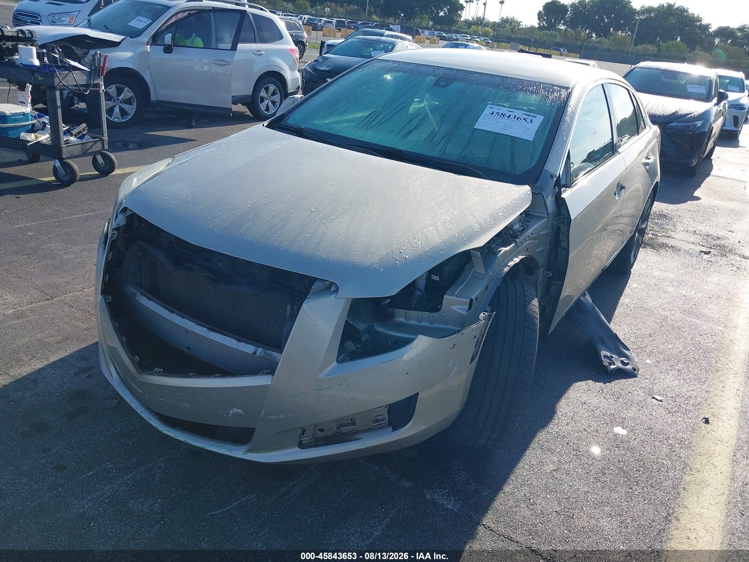2014 Cadillac Xts Standard Золотой vin: 2G61L5S30E9256994