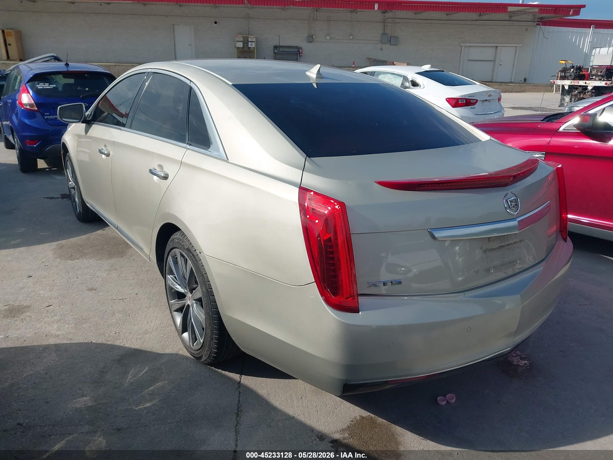 2014 Cadillac Xts Standard Beige vin: 2G61L5S30E9296346