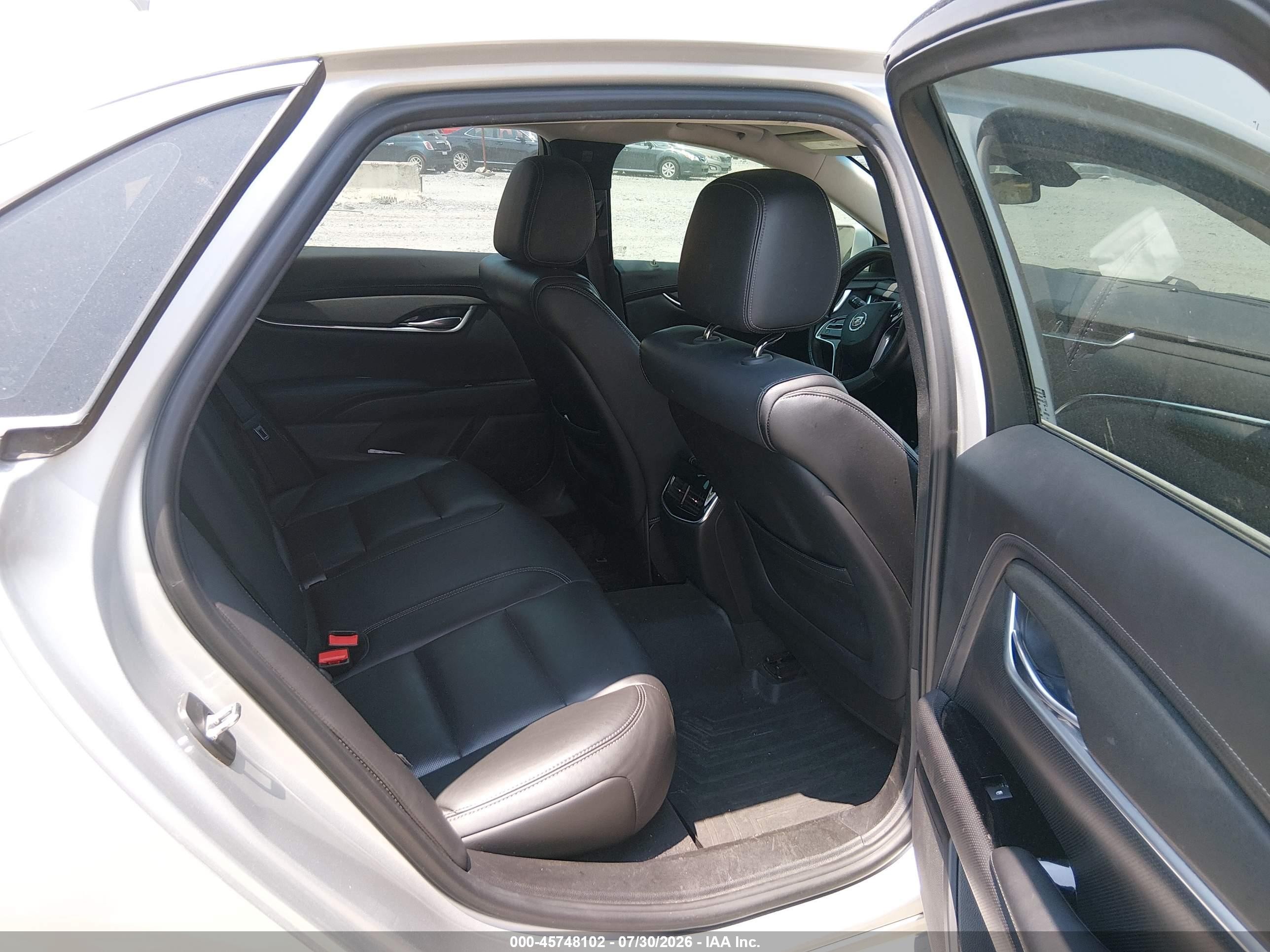 2015 Cadillac Xts Standard Серебряный vin: 2G61L5S30F9135643