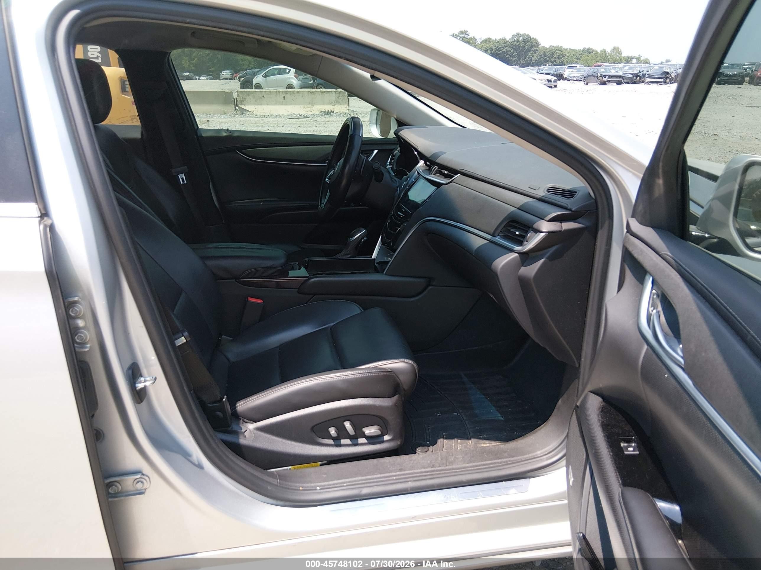 2015 Cadillac Xts Standard Серебряный vin: 2G61L5S30F9135643