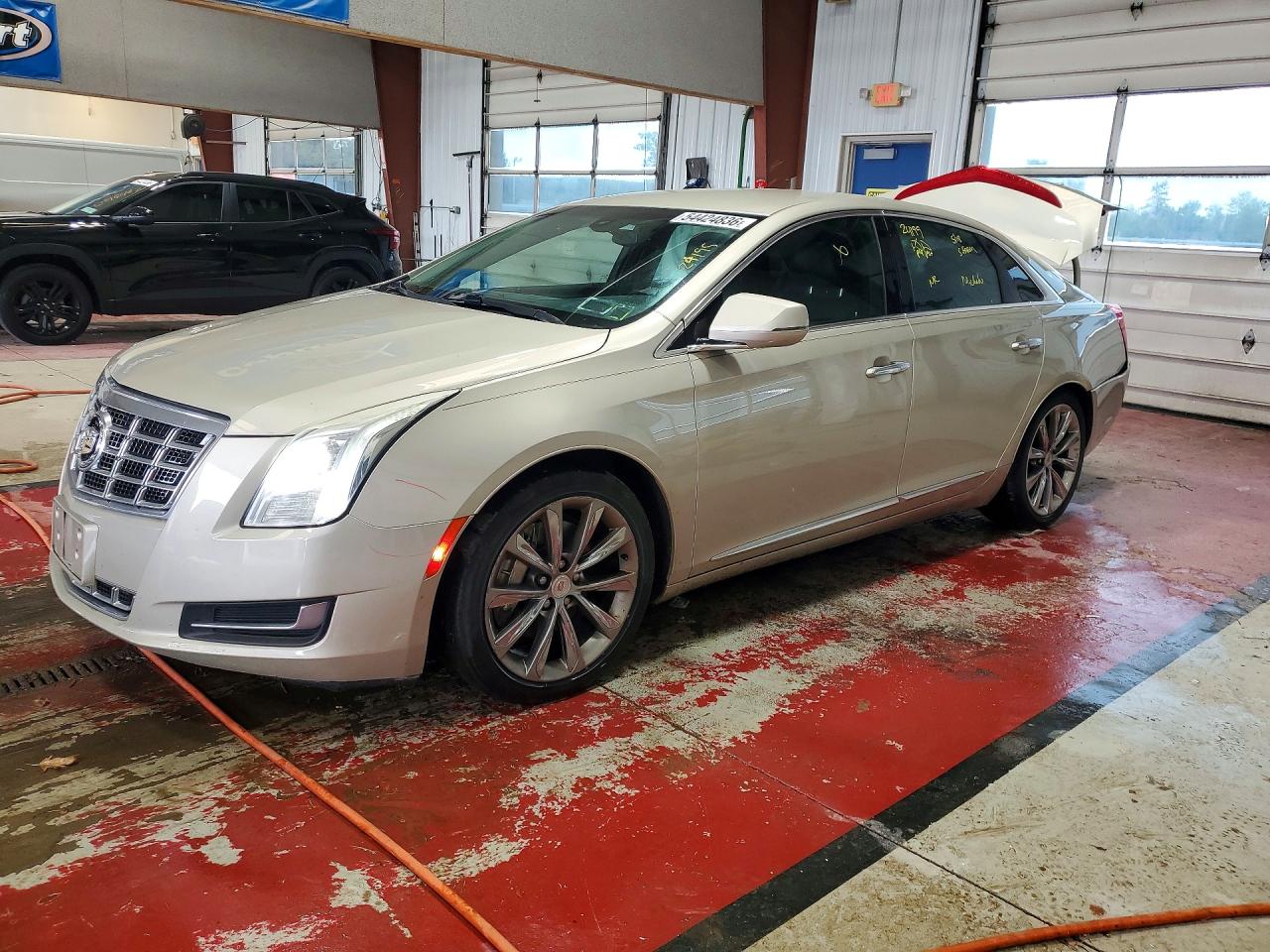 2014 Cadillac Xts Beige vin: 2G61L5S32E9129079