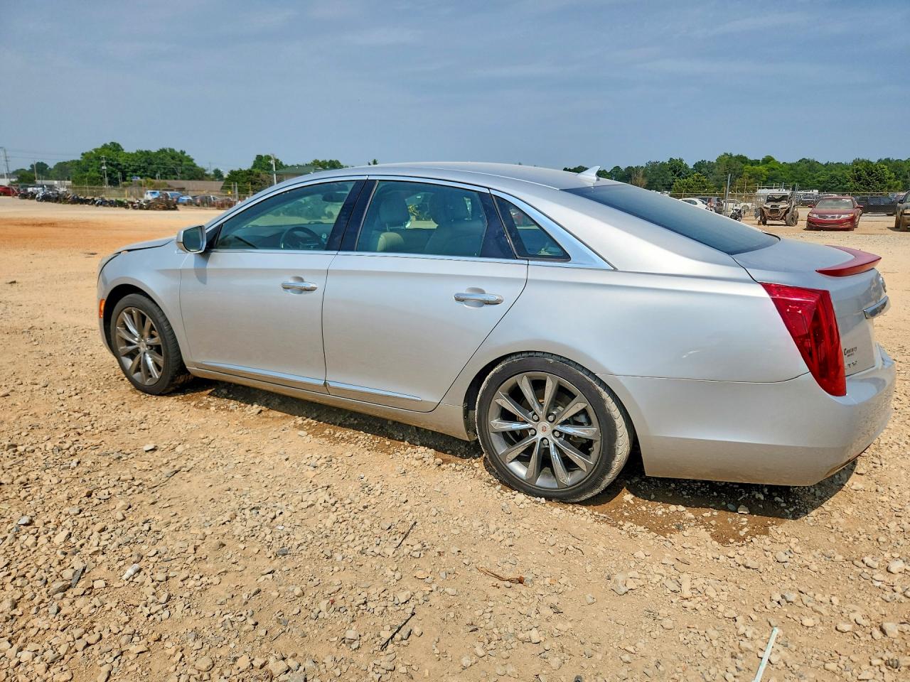 2014 Cadillac Xts Серебряный vin: 2G61L5S34E9299024