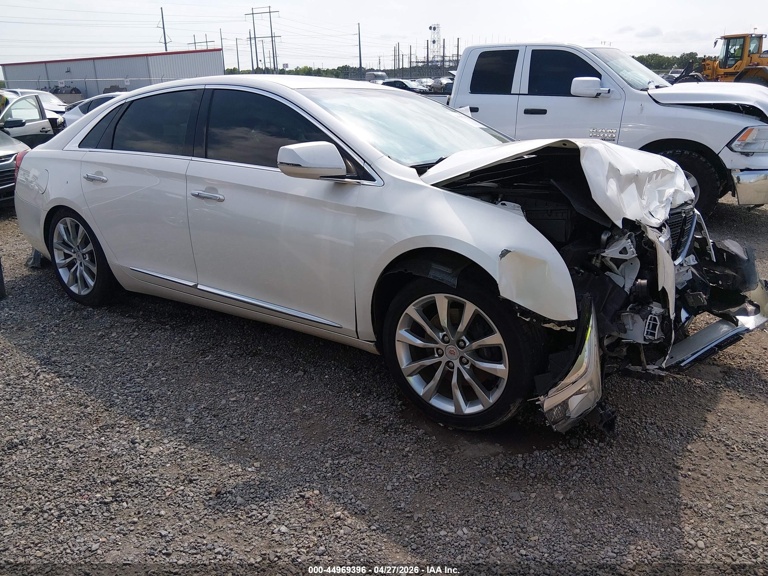 2015 Cadillac Xts Luxury White vin: 2G61M5S30F9147322