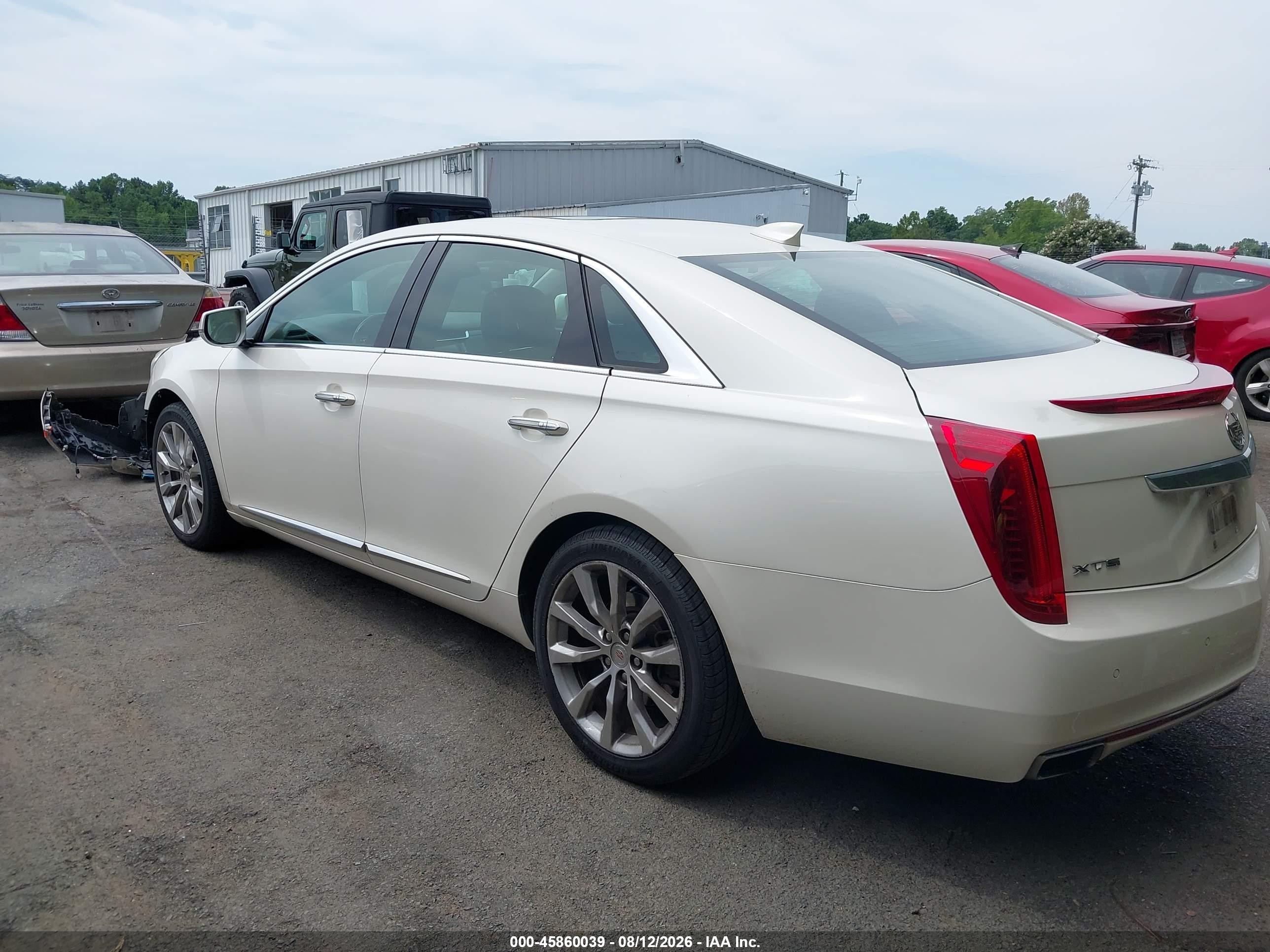 2015 Cadillac Xts Luxury White vin: 2G61M5S30F9171653