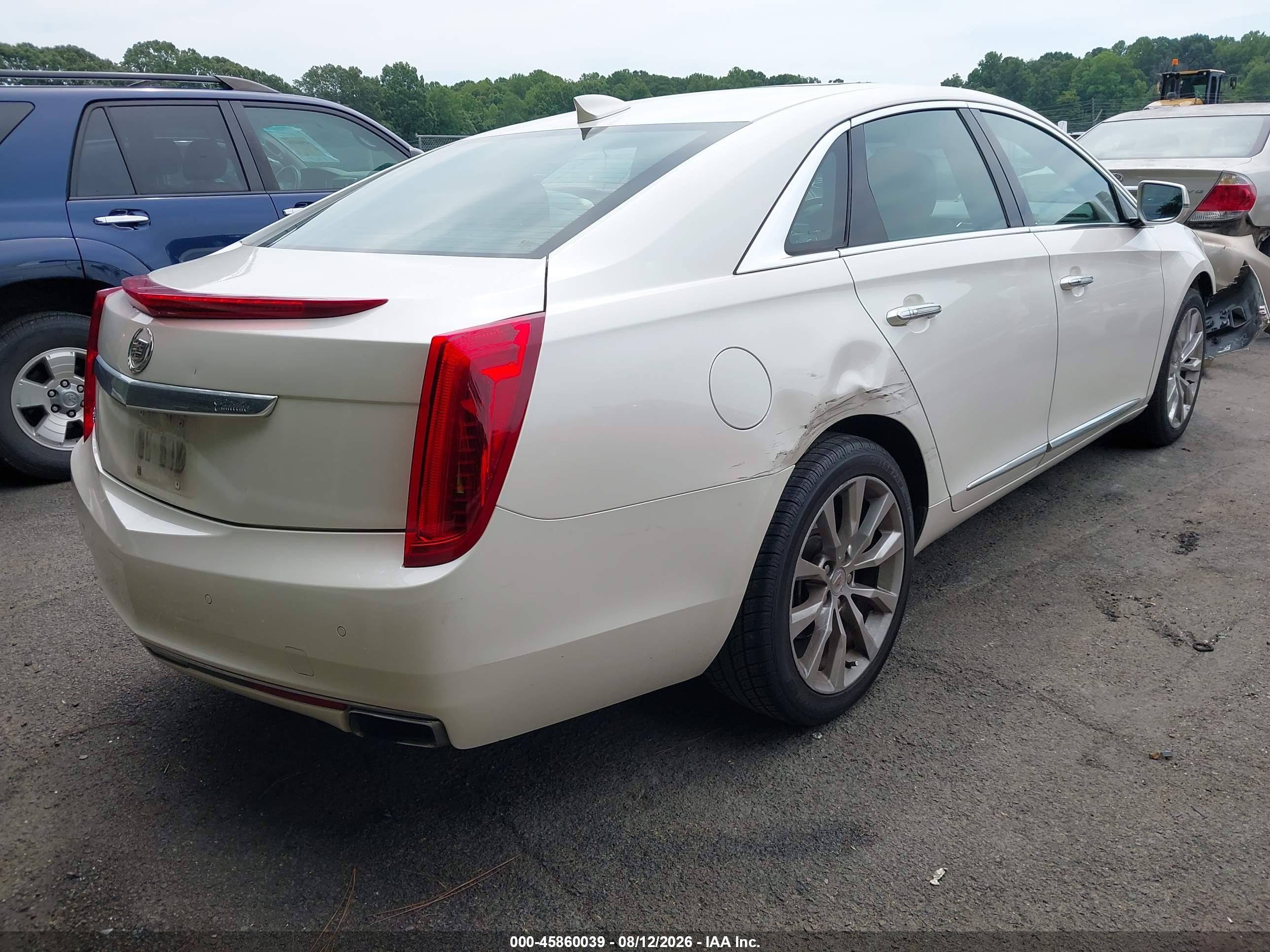2015 Cadillac Xts Luxury White vin: 2G61M5S30F9171653