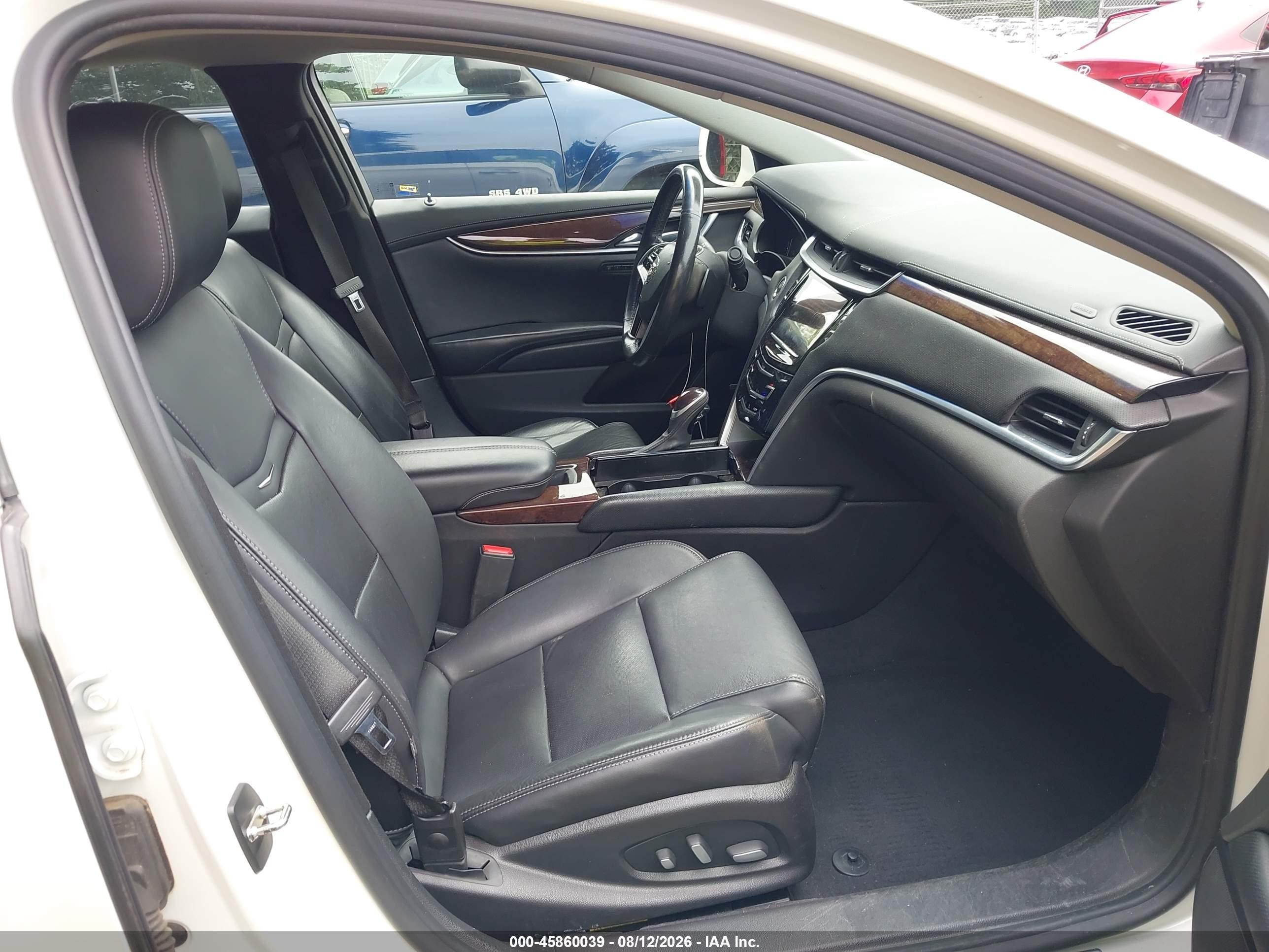 2015 Cadillac Xts Luxury White vin: 2G61M5S30F9171653