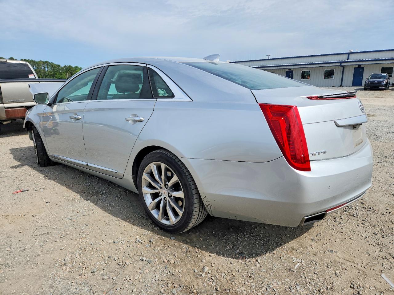 2015 Cadillac Xts Luxury Collection Серебряный vin: 2G61M5S31F9113115