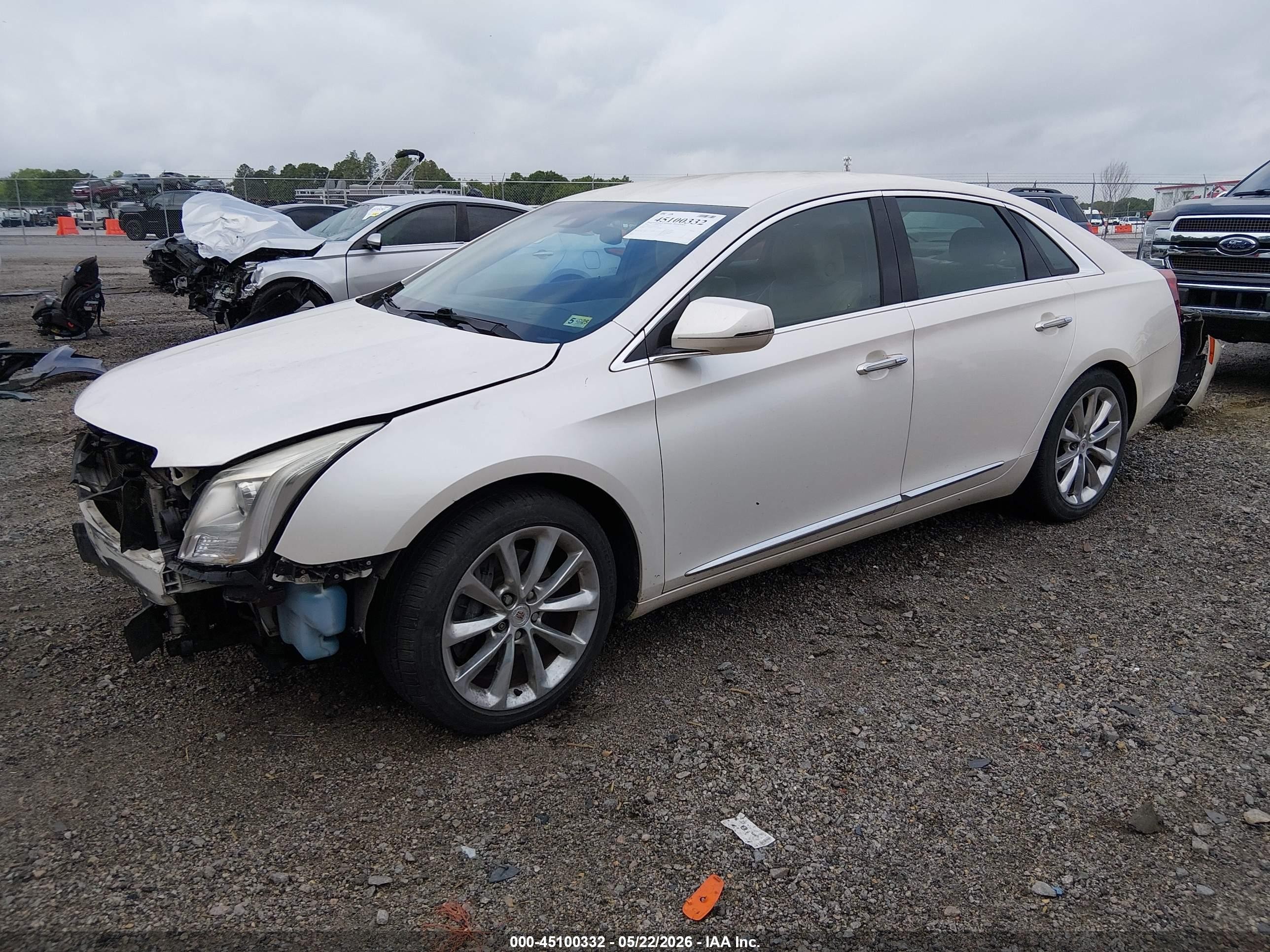 2014 Cadillac Xts Luxury White vin: 2G61M5S32E9131525