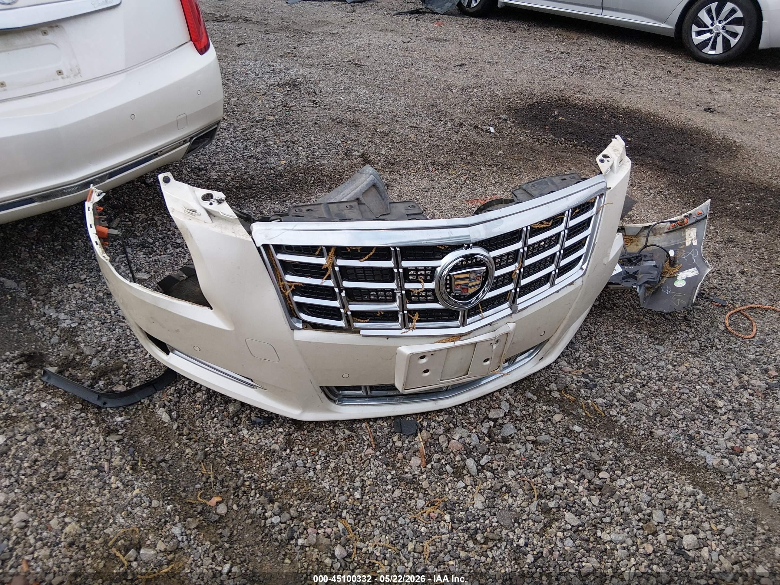 2014 Cadillac Xts Luxury White vin: 2G61M5S32E9131525