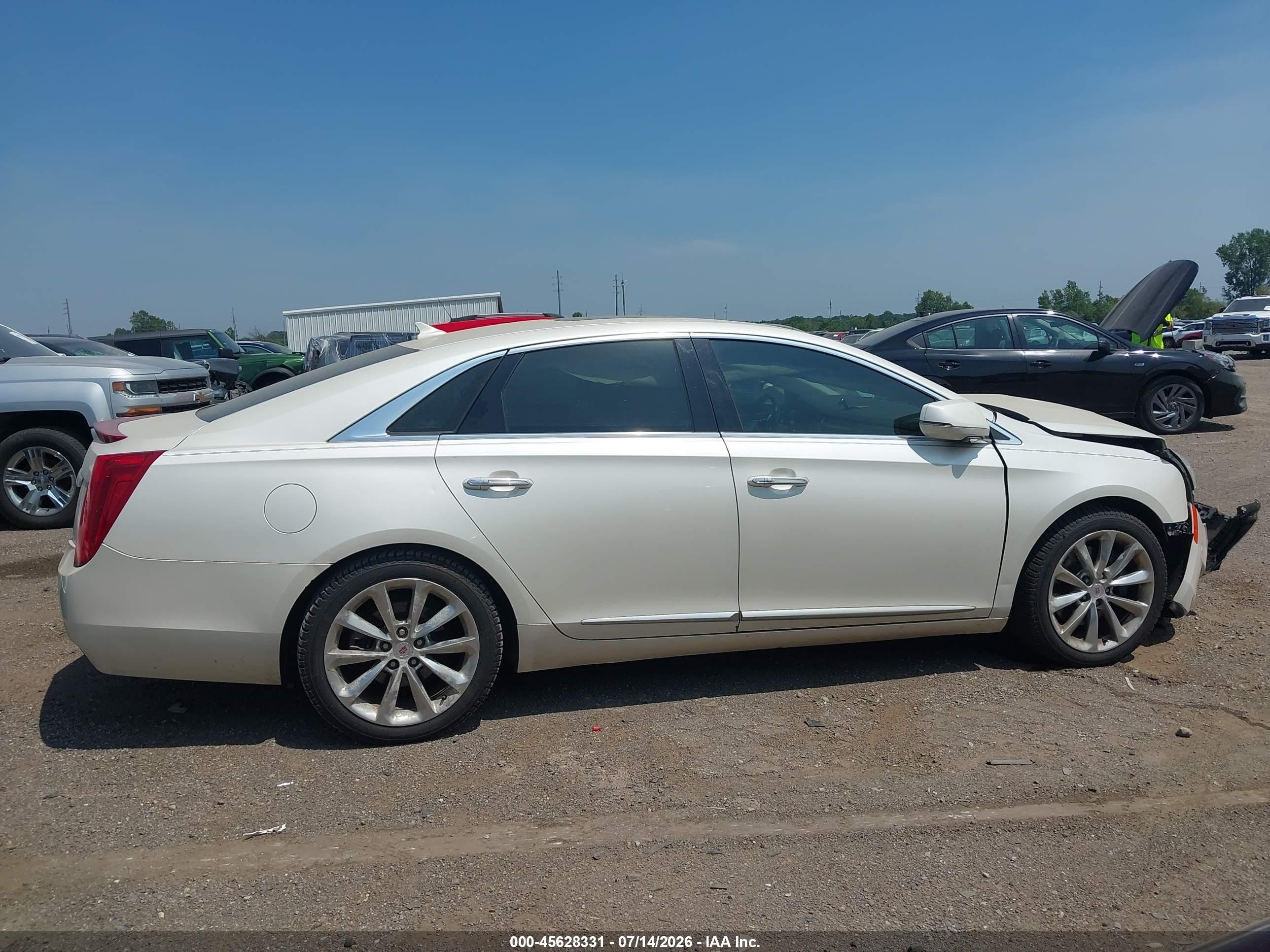 2014 Cadillac Xts Luxury White vin: 2G61M5S33E9161651