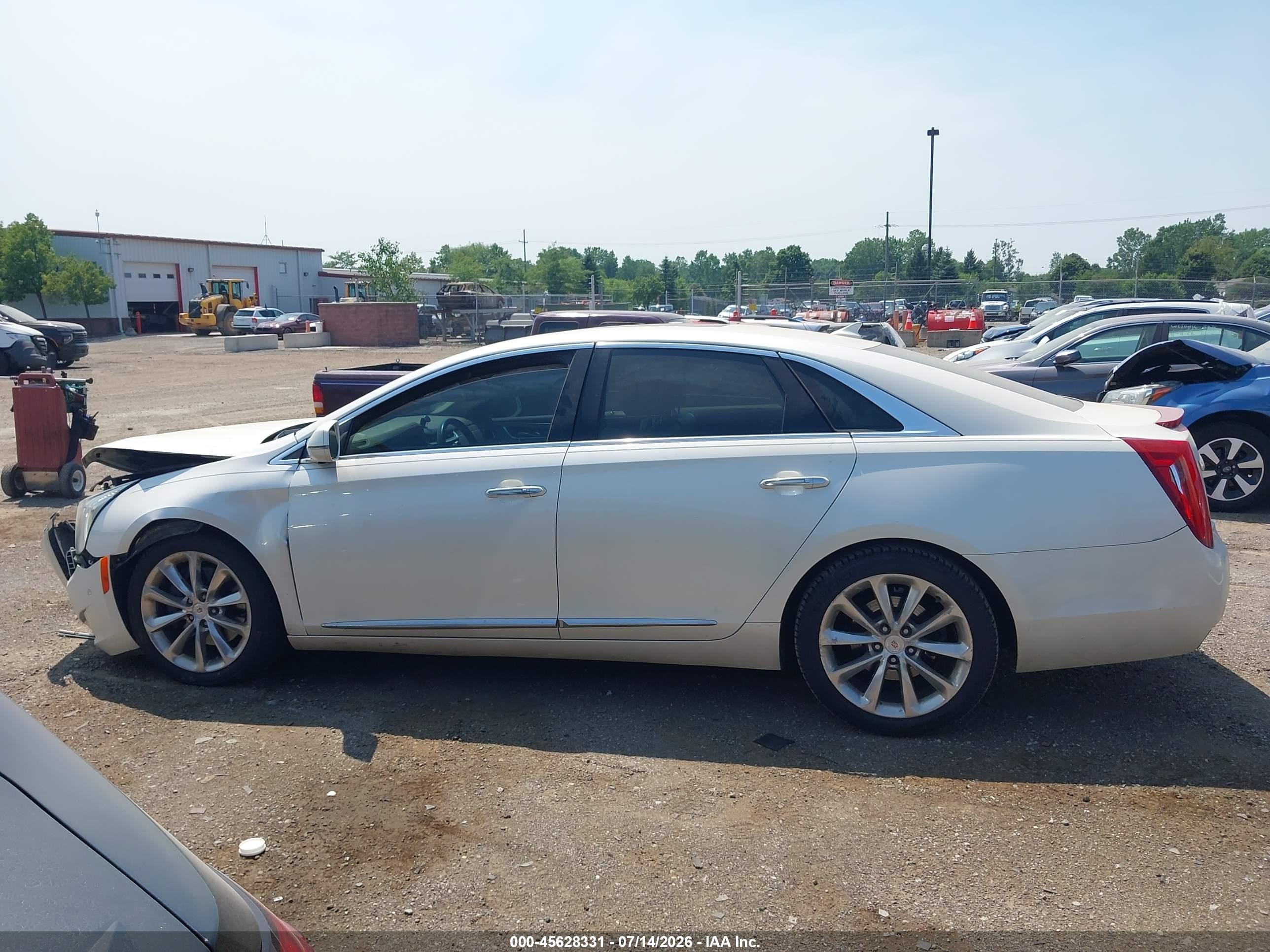2014 Cadillac Xts Luxury White vin: 2G61M5S33E9161651