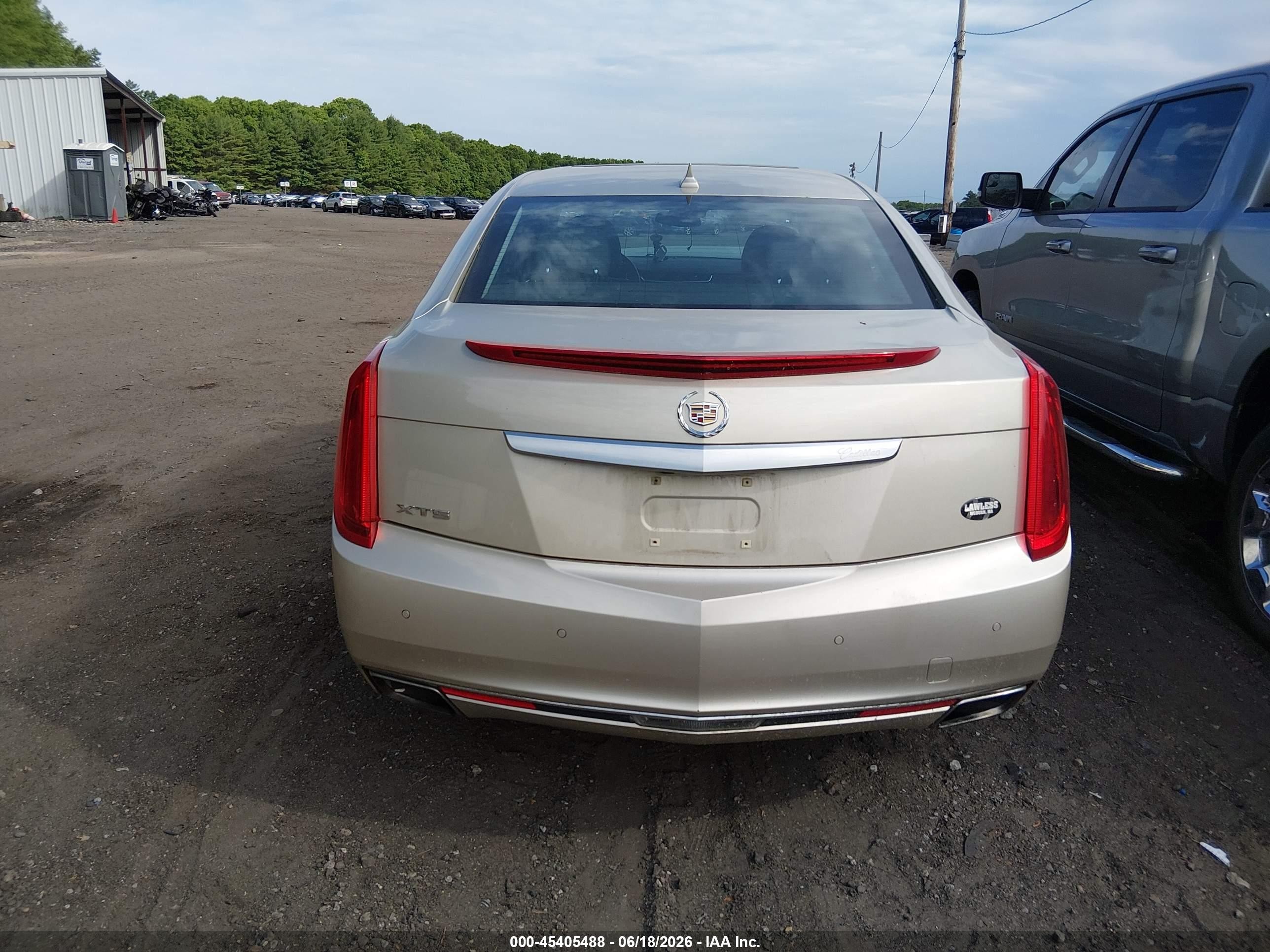 2014 Cadillac Xts Luxury Золотой vin: 2G61M5S33E9185464