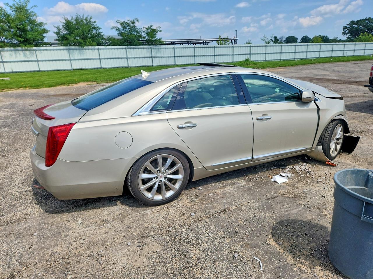 2014 Cadillac Xts Luxury Collection Бежевый vin: 2G61M5S33E9212131