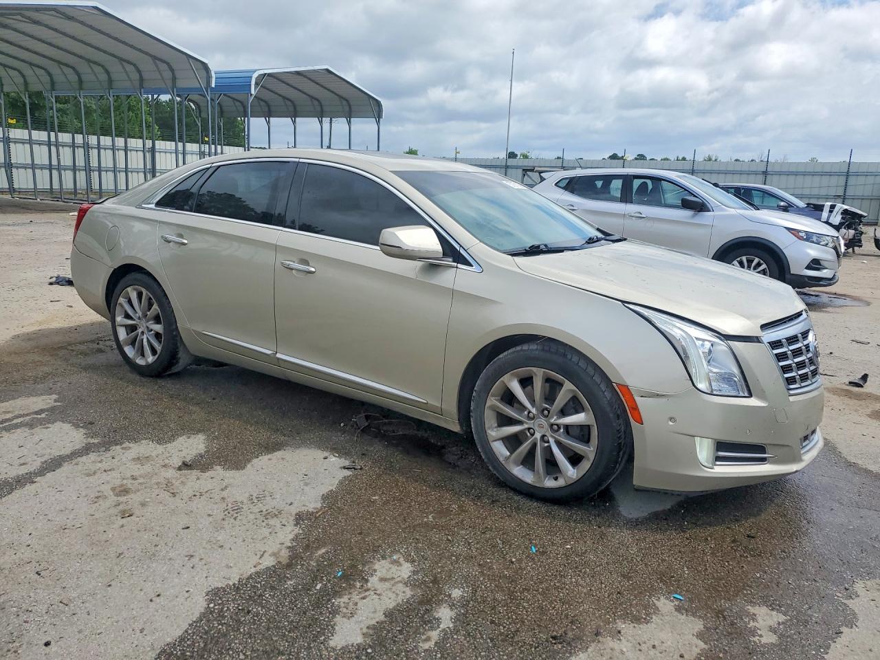 2014 Cadillac Xts Luxury Collection Золотой vin: 2G61M5S33E9215577