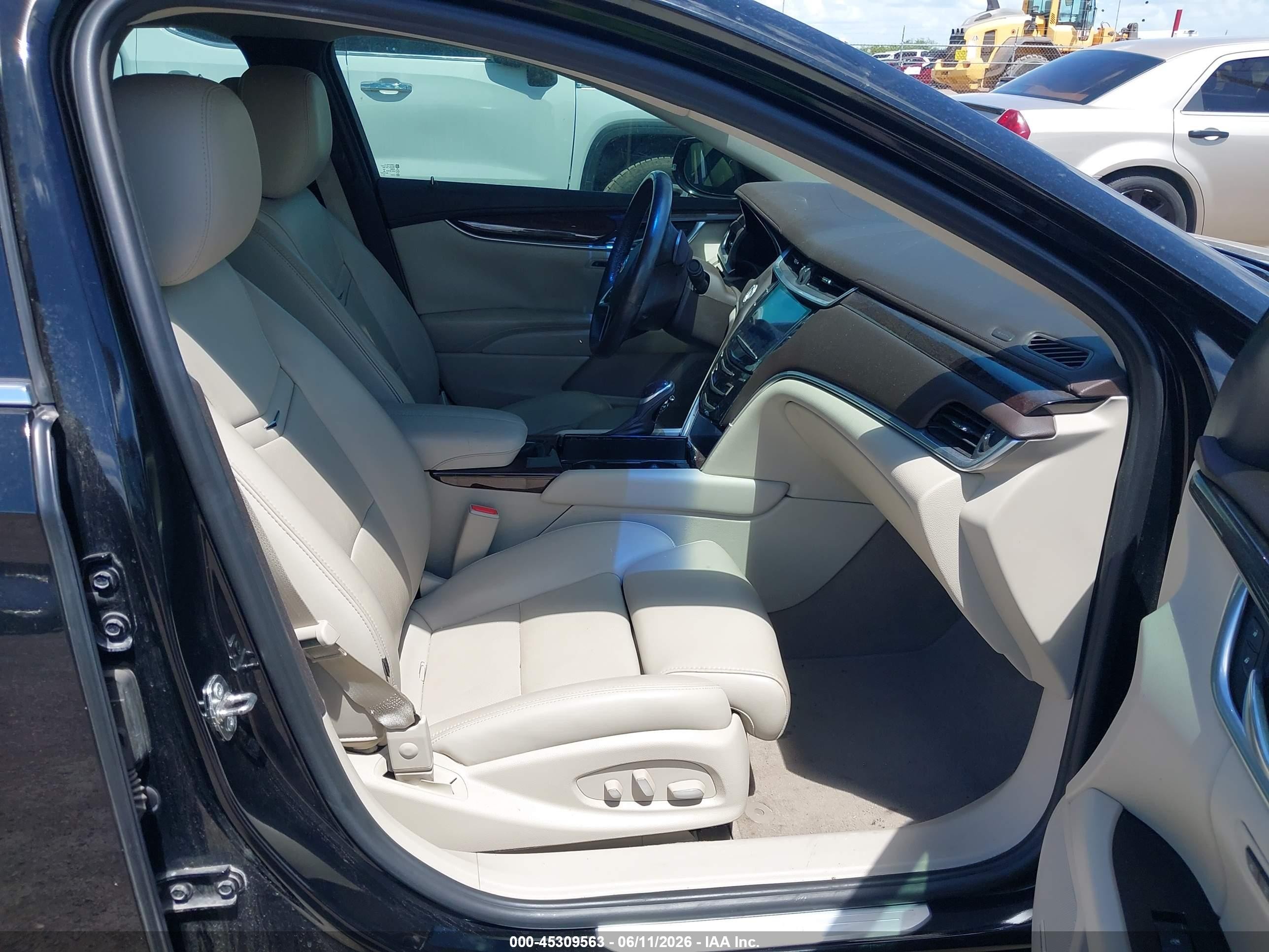 2014 Cadillac Xts Luxury Черный vin: 2G61M5S33E9266643