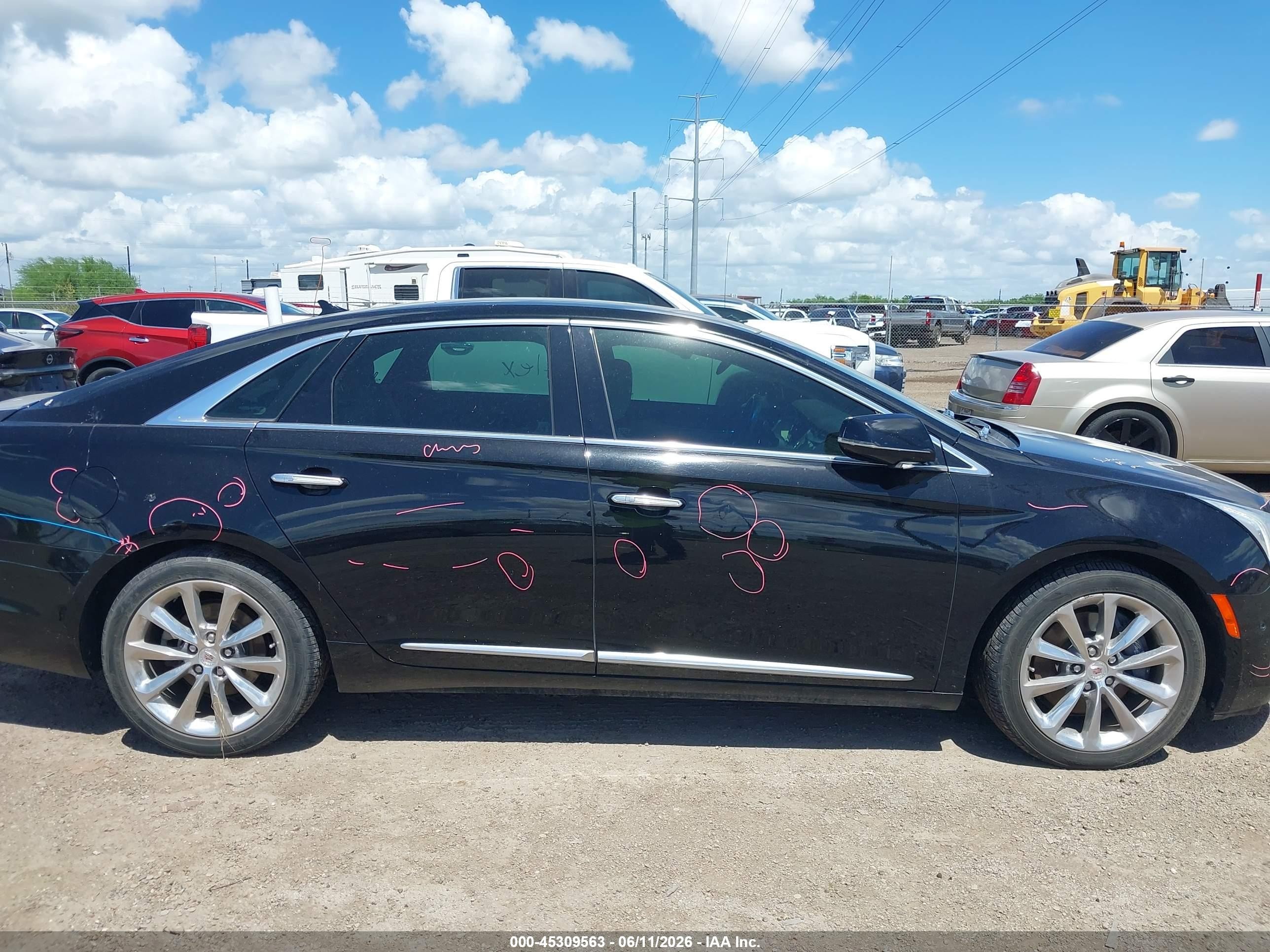 2014 Cadillac Xts Luxury Черный vin: 2G61M5S33E9266643