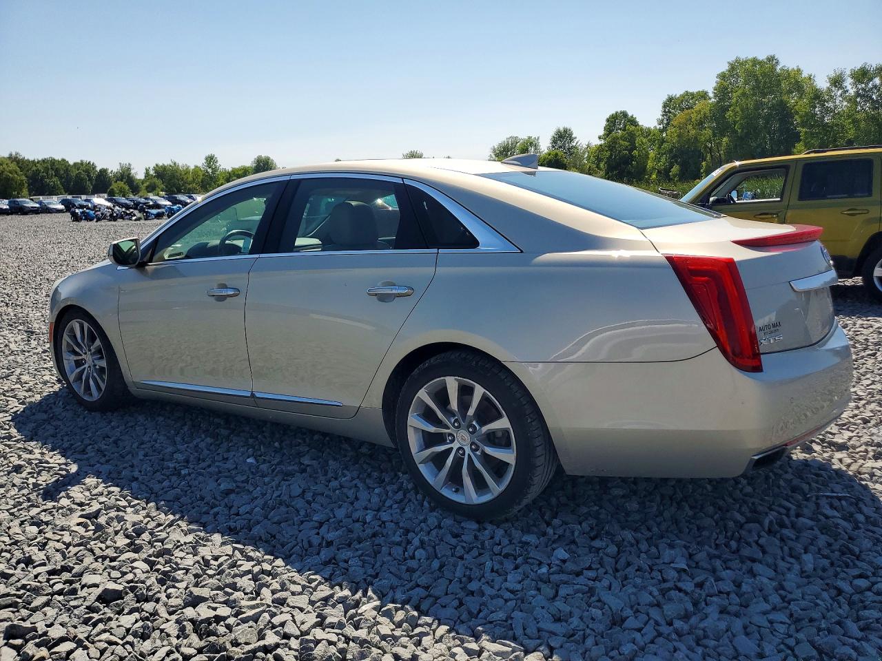 2015 Cadillac Xts Luxury Collection Beige vin: 2G61M5S33F9118834