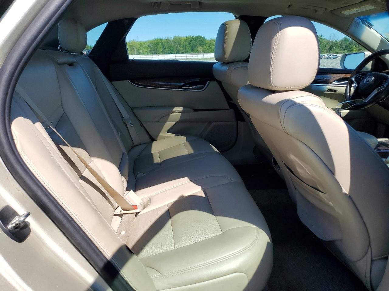 2015 Cadillac Xts Luxury Collection Beige vin: 2G61M5S33F9118834