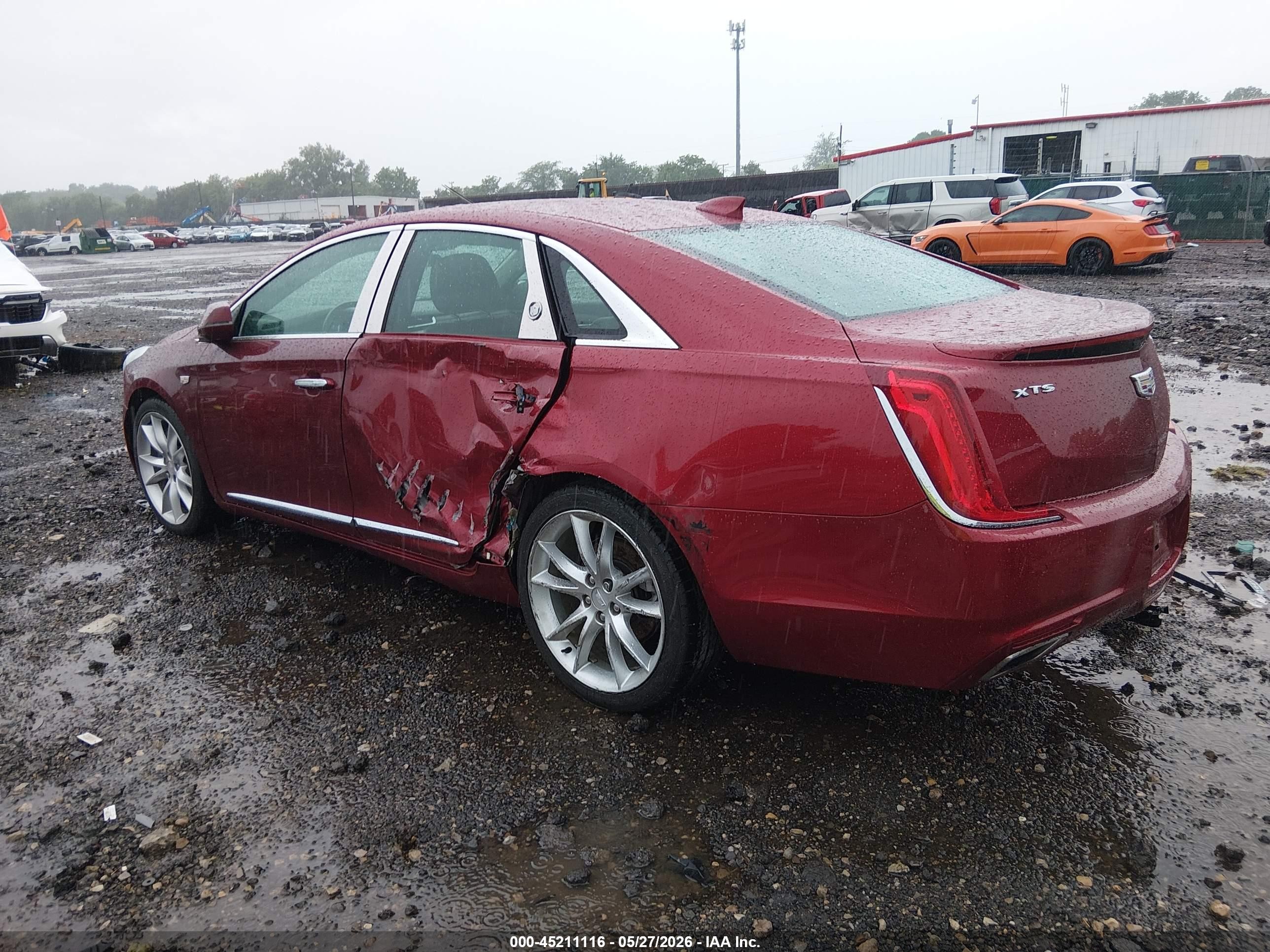 2019 Cadillac Xts Luxury Red vin: 2G61M5S33K9118326