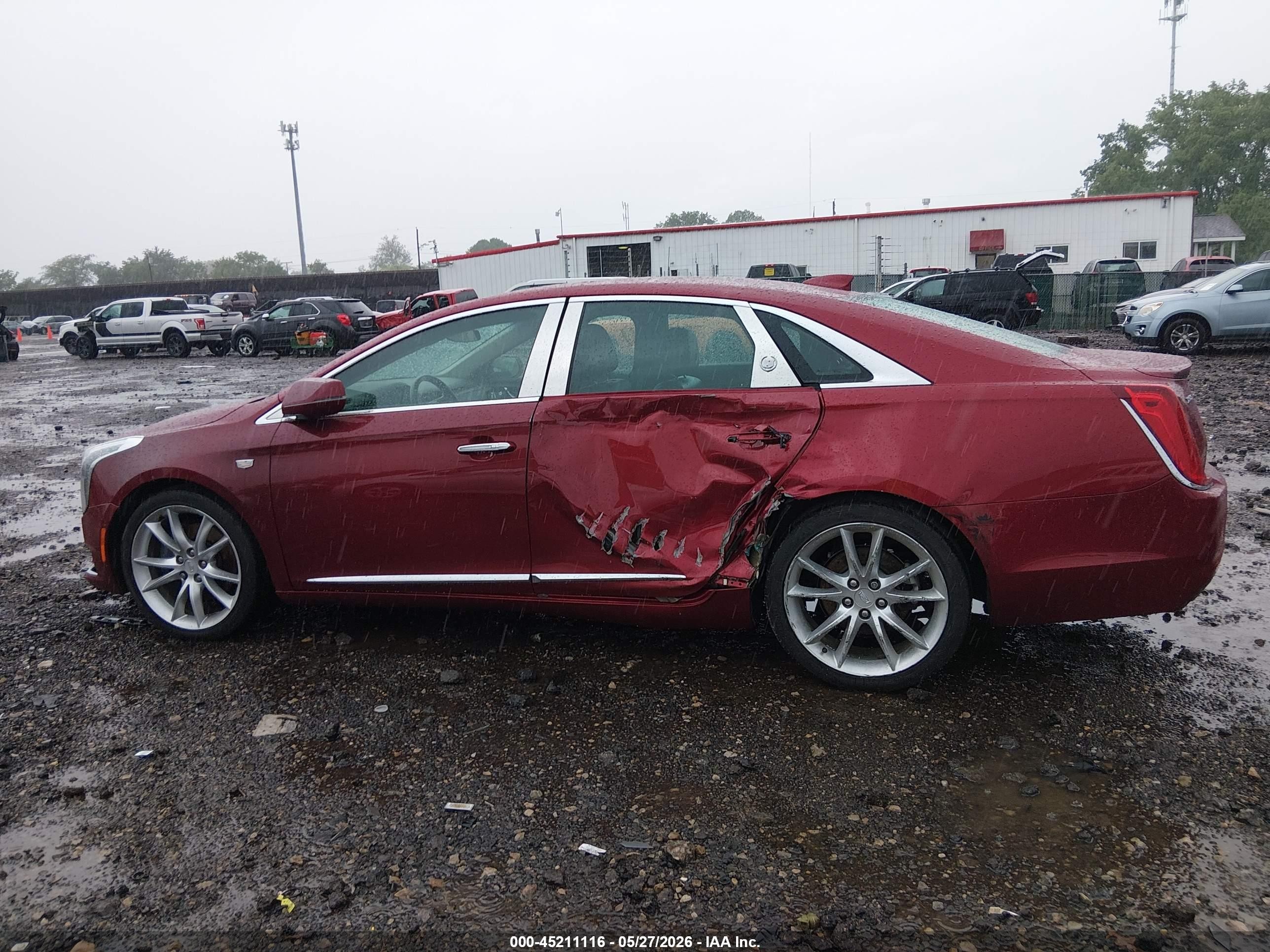 2019 Cadillac Xts Luxury Red vin: 2G61M5S33K9118326