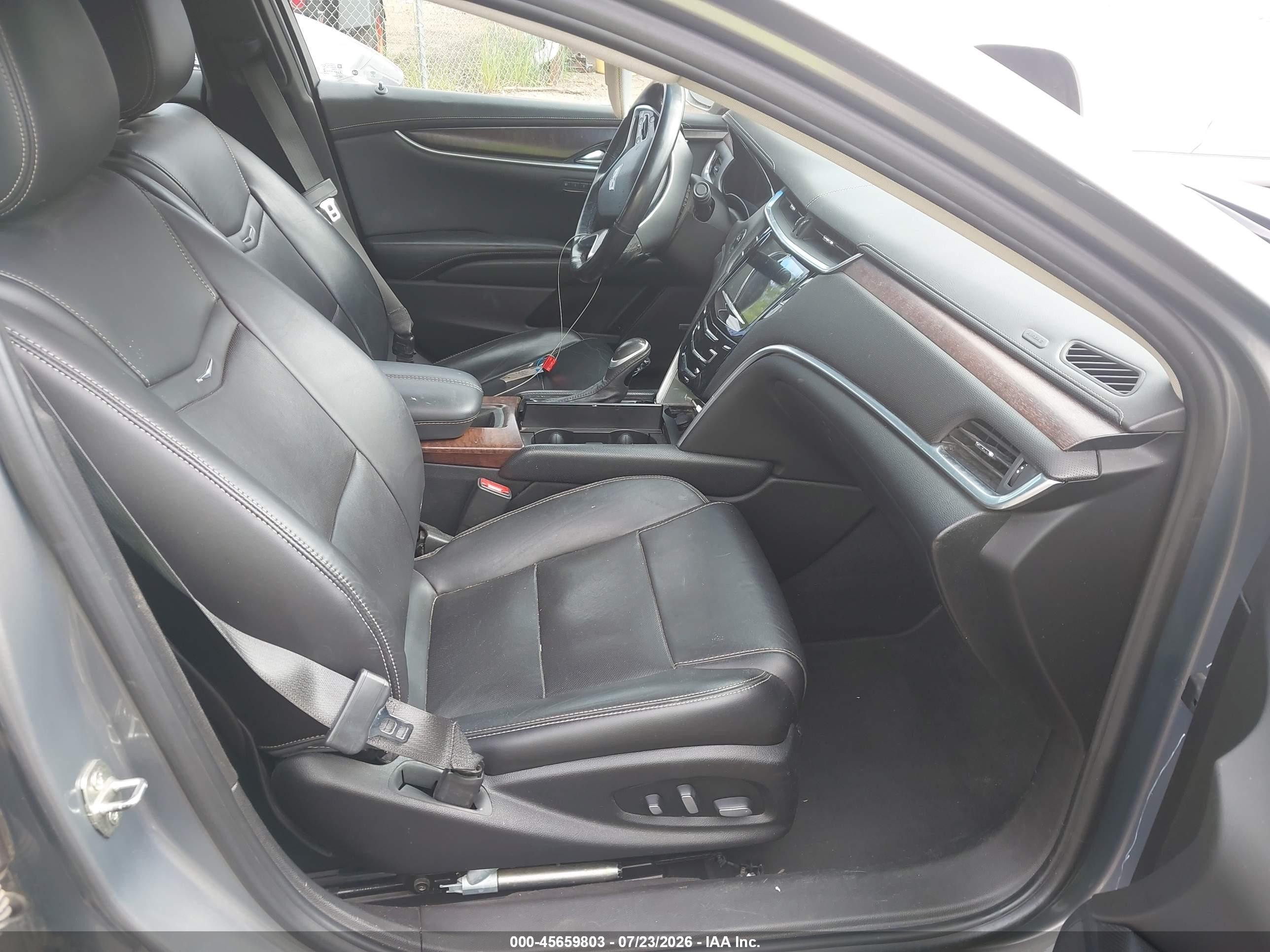 2019 Cadillac Xts Luxury Gray vin: 2G61M5S33K9118651