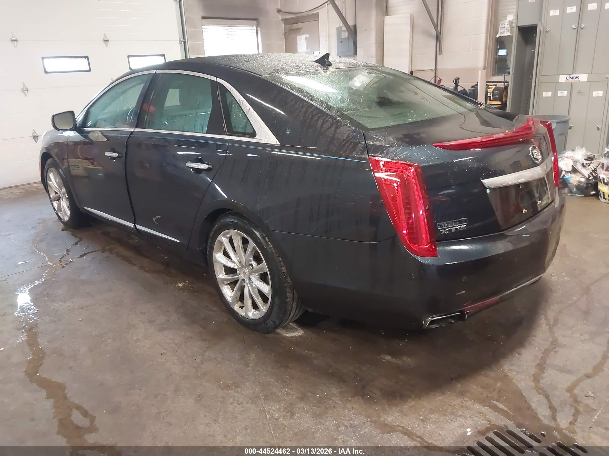 2014 Cadillac Xts Luxury Dark Blue vin: 2G61M5S34E9158404