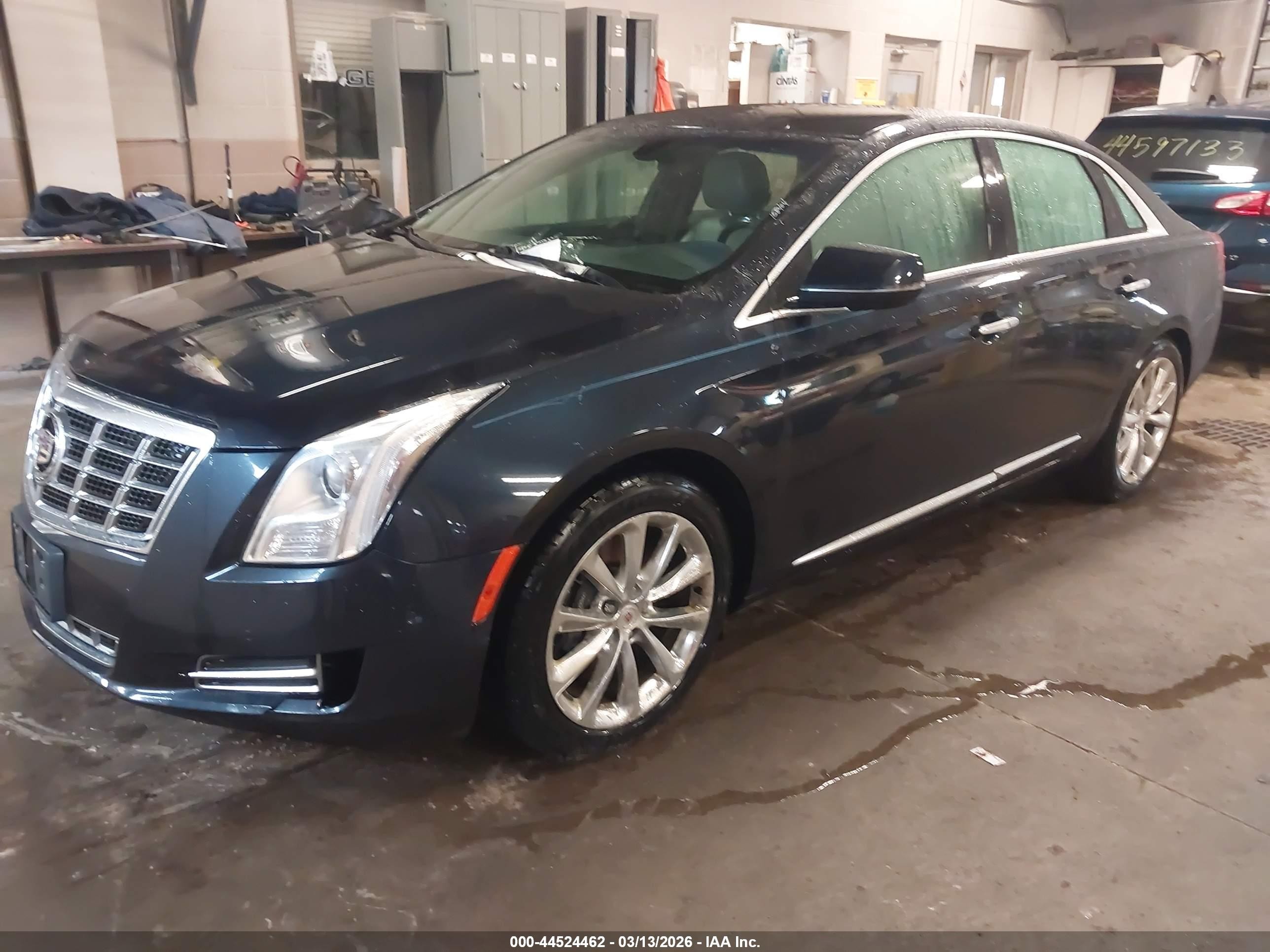 2014 Cadillac Xts Luxury Dark Blue vin: 2G61M5S34E9158404