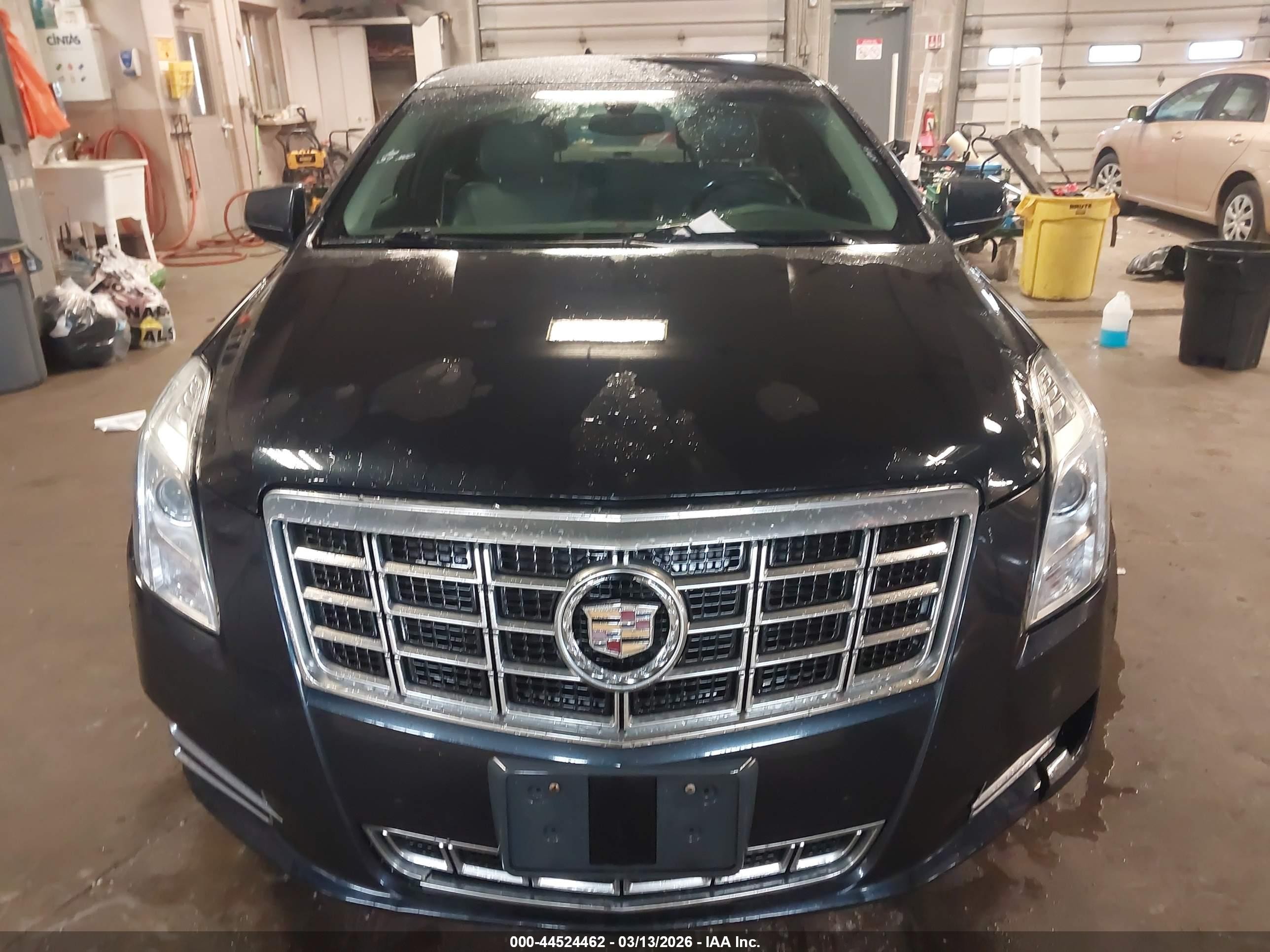 2014 Cadillac Xts Luxury Dark Blue vin: 2G61M5S34E9158404
