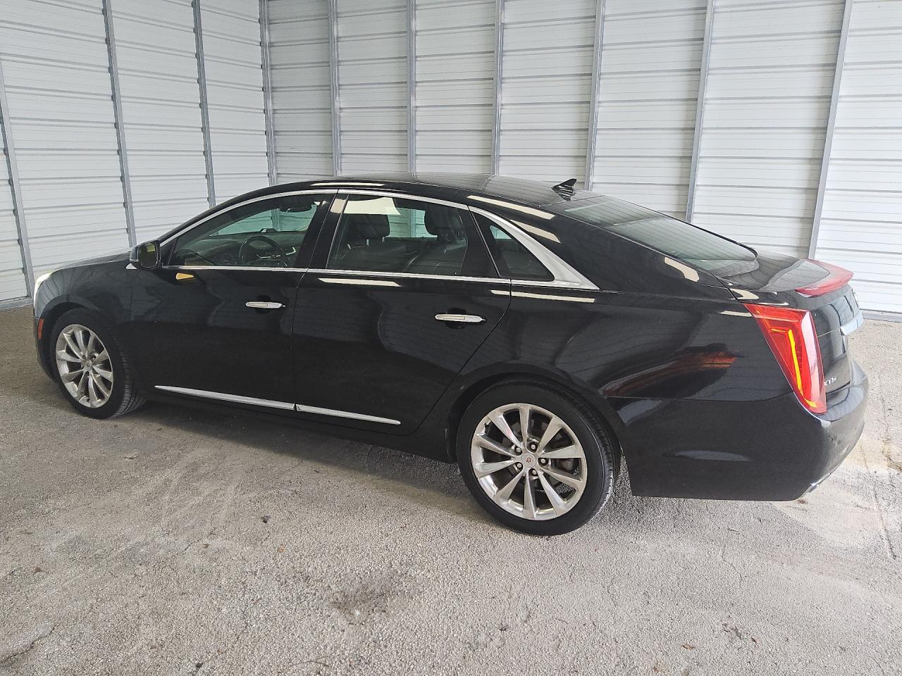 2014 Cadillac Xts Luxury Collection Black vin: 2G61M5S34E9219959 Damage: Left Qtr Panel, Heavy Scratch, 1 To 2 Inches