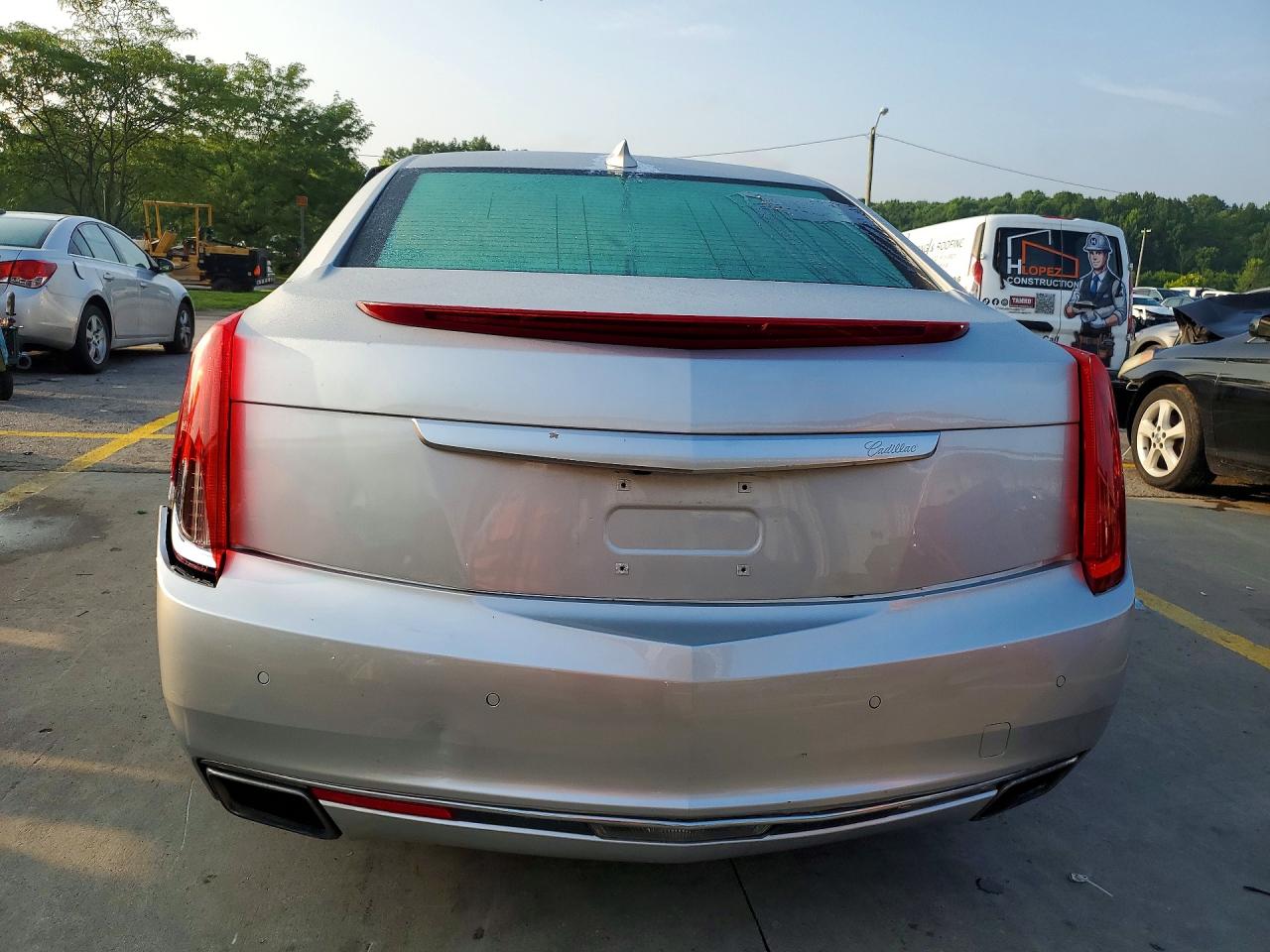2017 Cadillac Xts Luxury Silver vin: 2G61M5S34H9143213