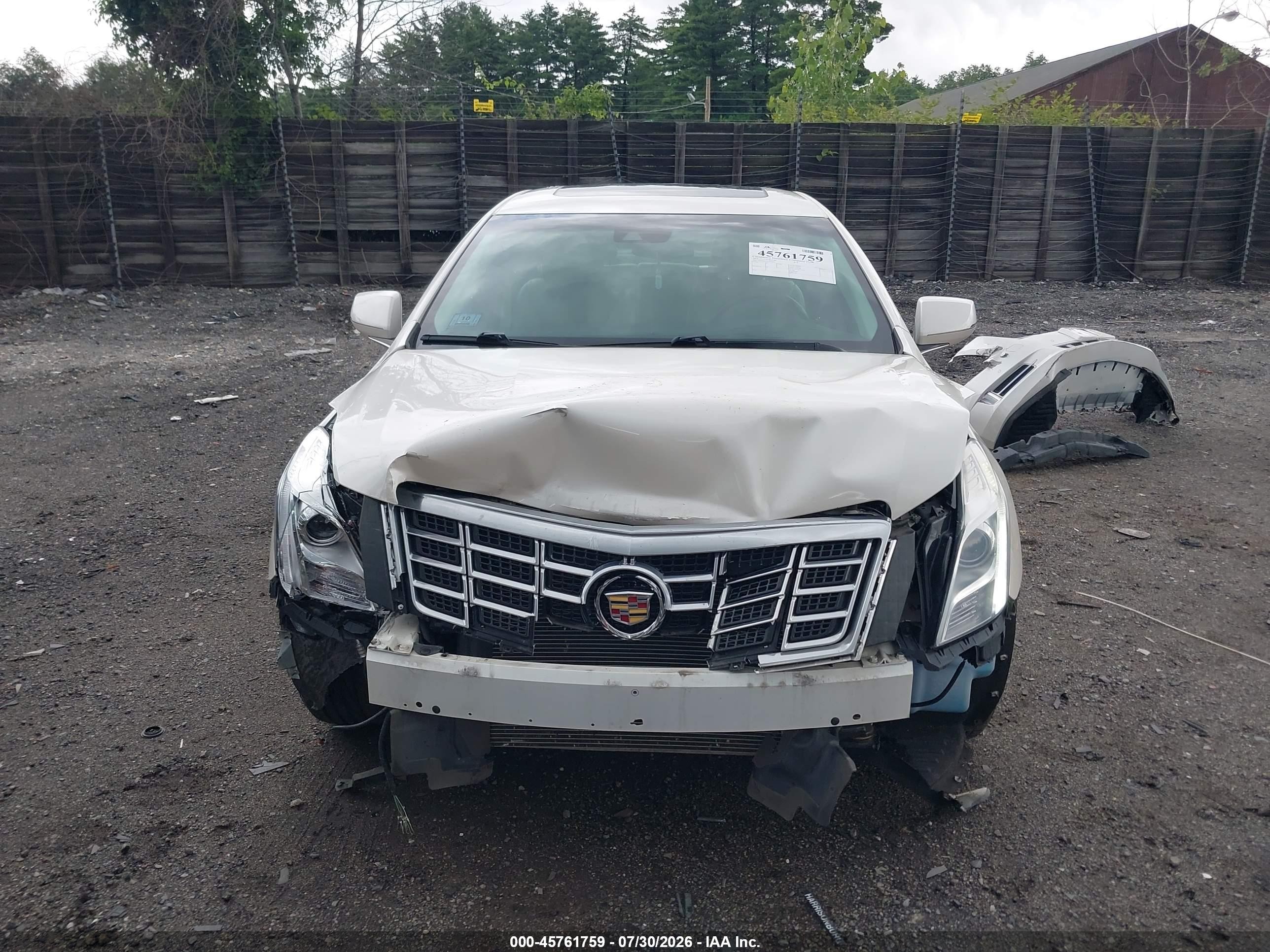 2014 Cadillac Xts Luxury White vin: 2G61M5S35E9130367