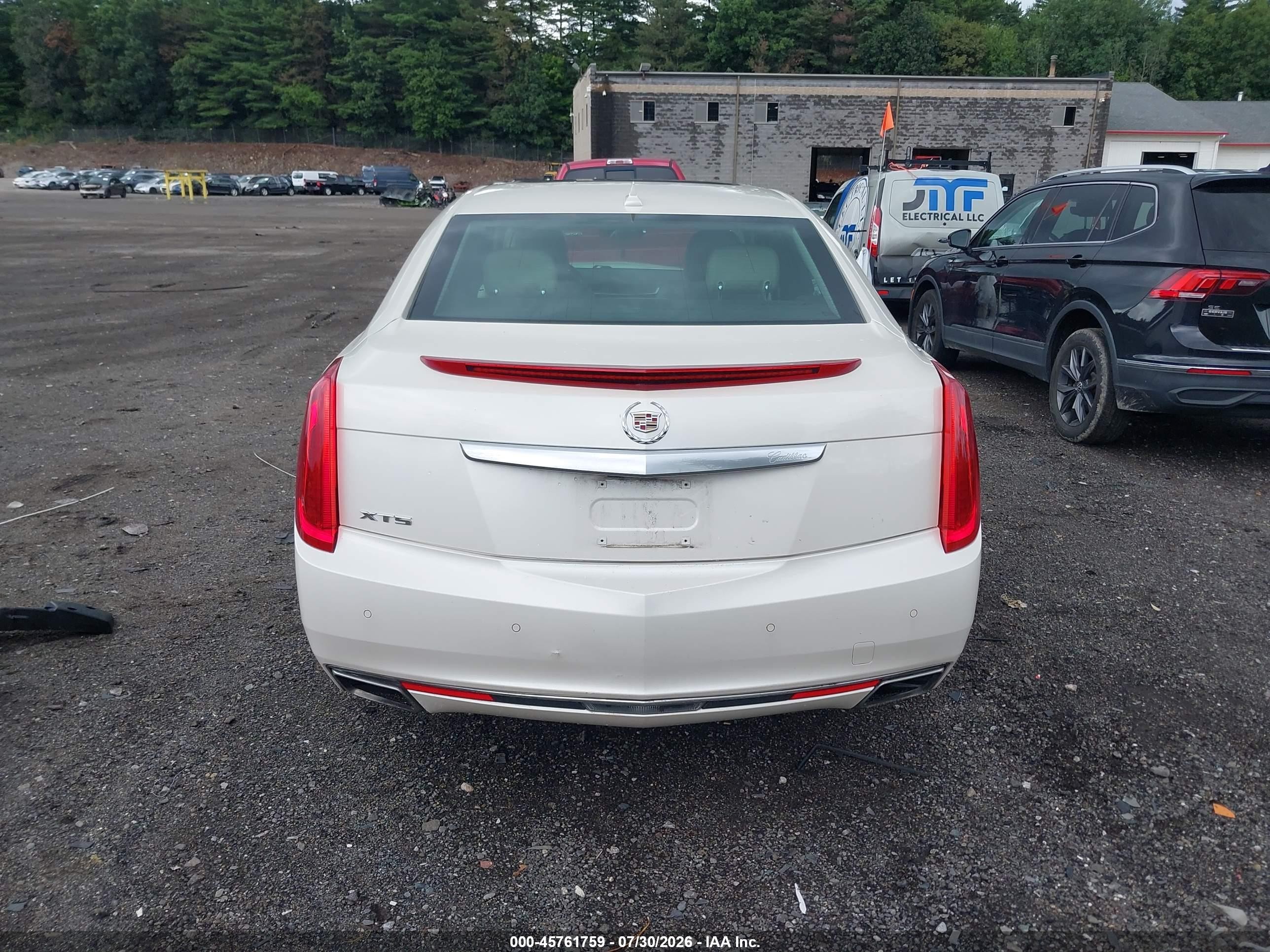 2014 Cadillac Xts Luxury White vin: 2G61M5S35E9130367