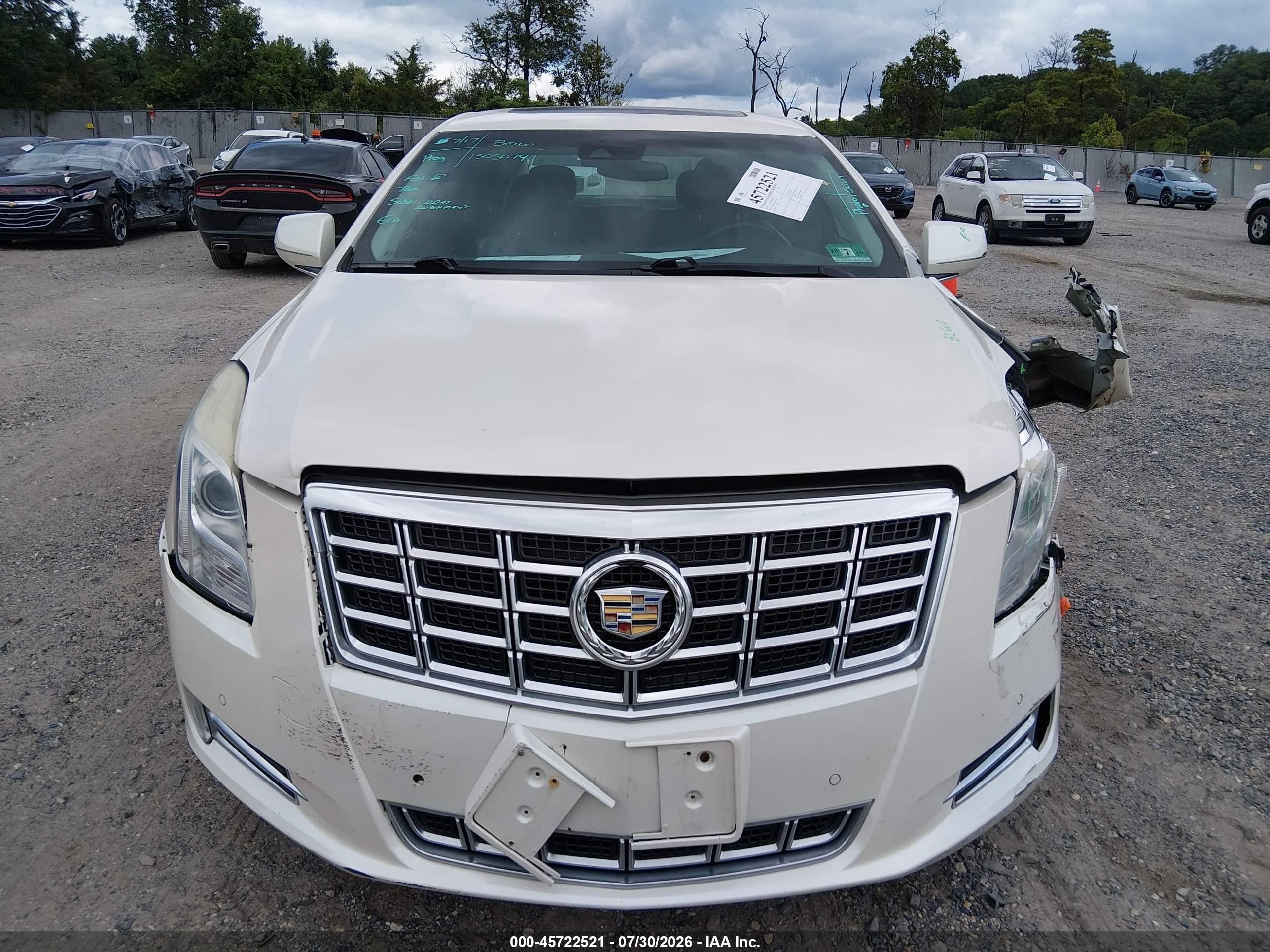 2014 Cadillac Xts Luxury White vin: 2G61M5S35E9193999