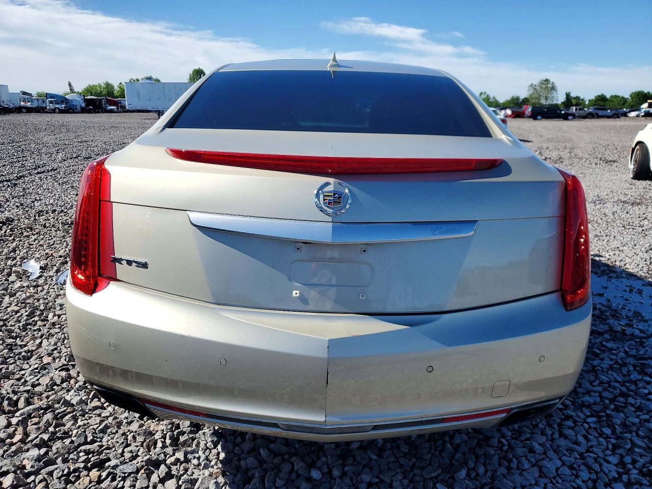 2014 Cadillac Xts Luxury Collection Gold vin: 2G61M5S35E9199642