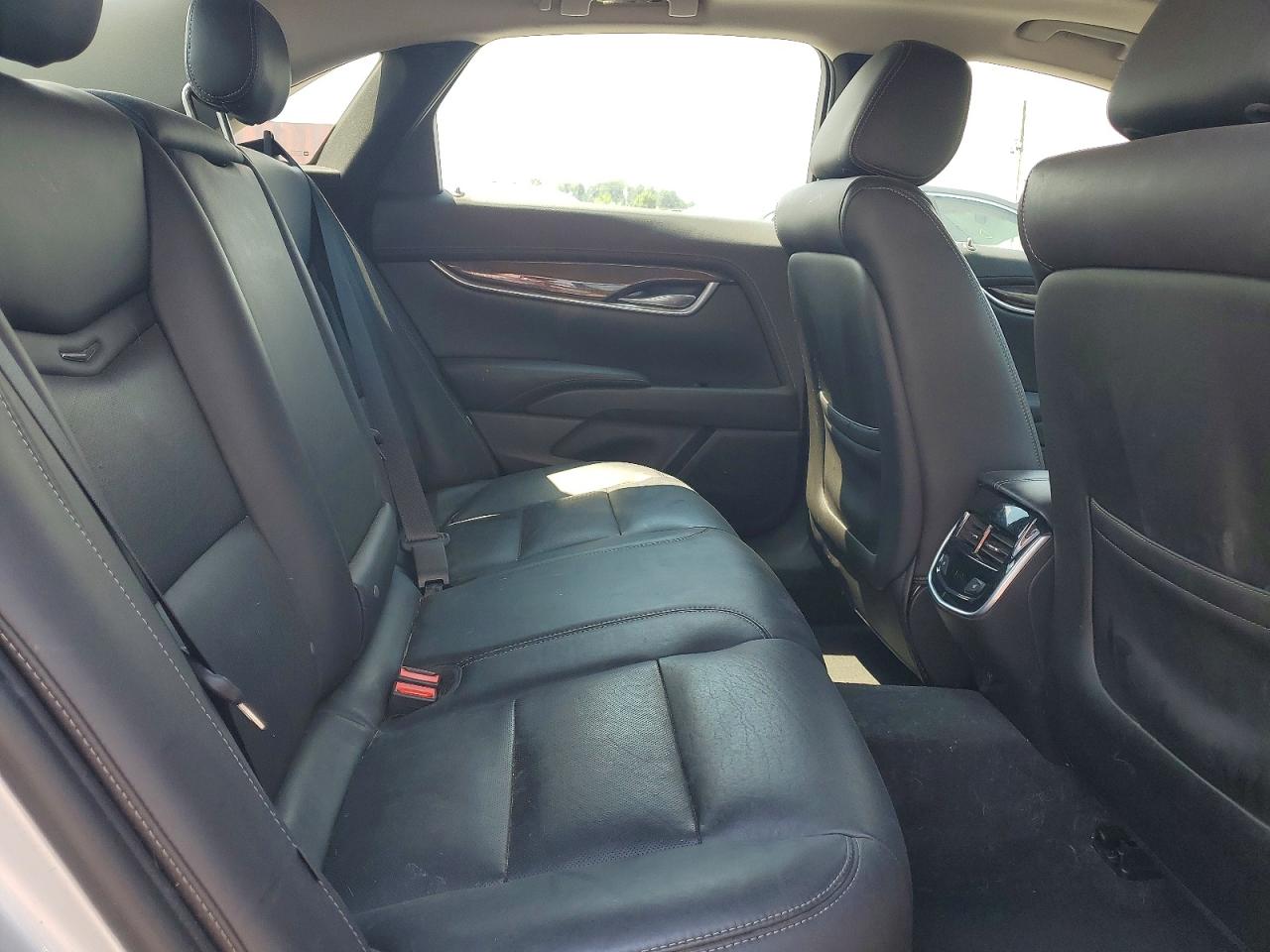 2015 Cadillac Xts Luxury Collection Silver vin: 2G61M5S35F9118950