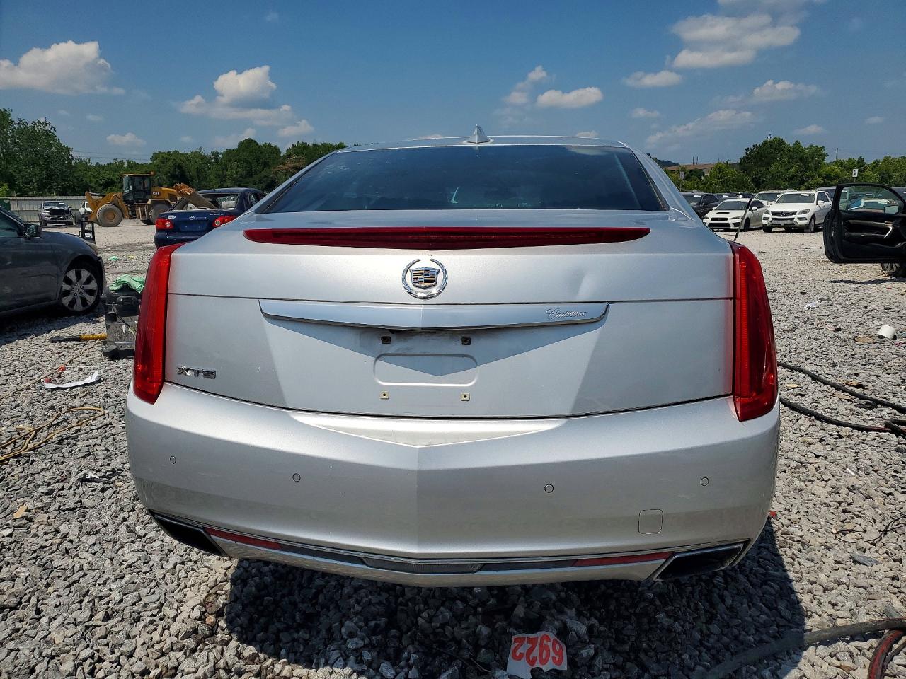 2015 Cadillac Xts Luxury Collection Silver vin: 2G61M5S35F9118950