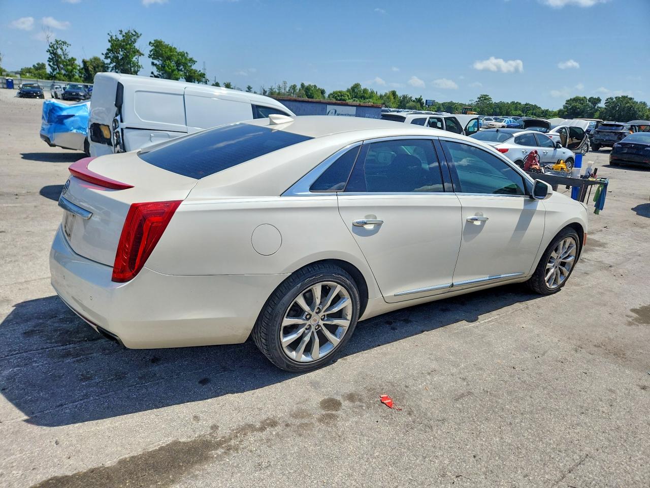 2015 Cadillac Xts Luxury Collection Cream vin: 2G61M5S35F9199285