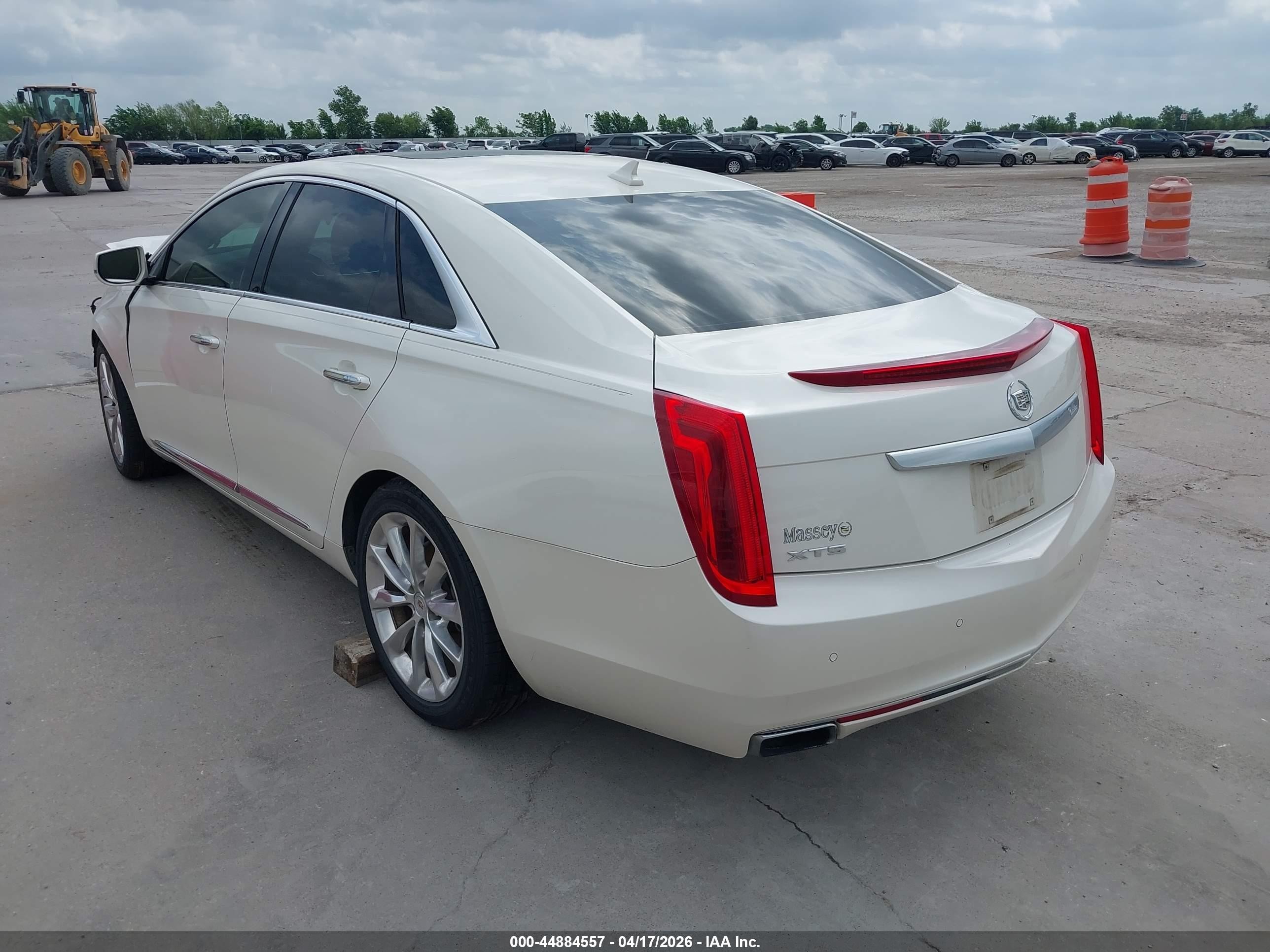 2014 Cadillac Xts Luxury Белый vin: 2G61M5S36E9324177