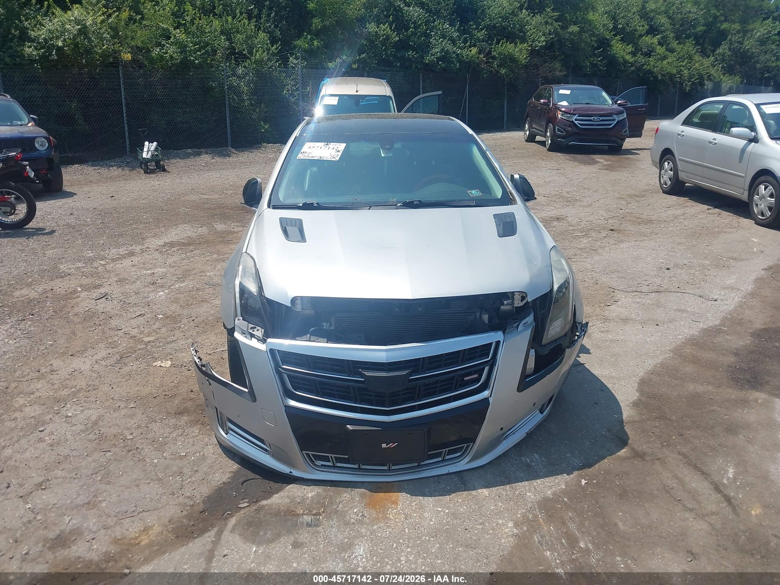2014 Cadillac Xts Luxury Silver vin: 2G61M5S37E9210897