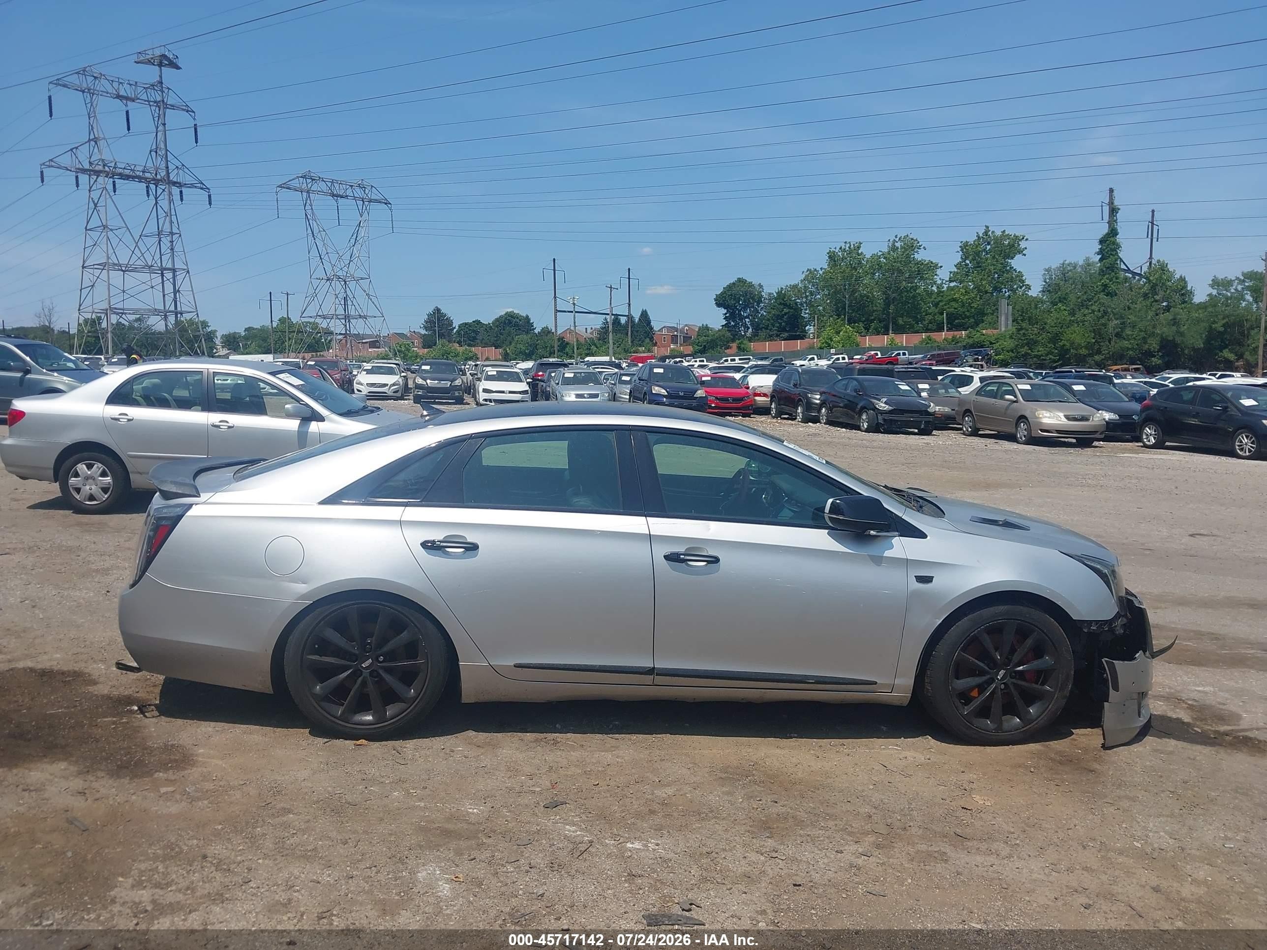2014 Cadillac Xts Luxury Silver vin: 2G61M5S37E9210897