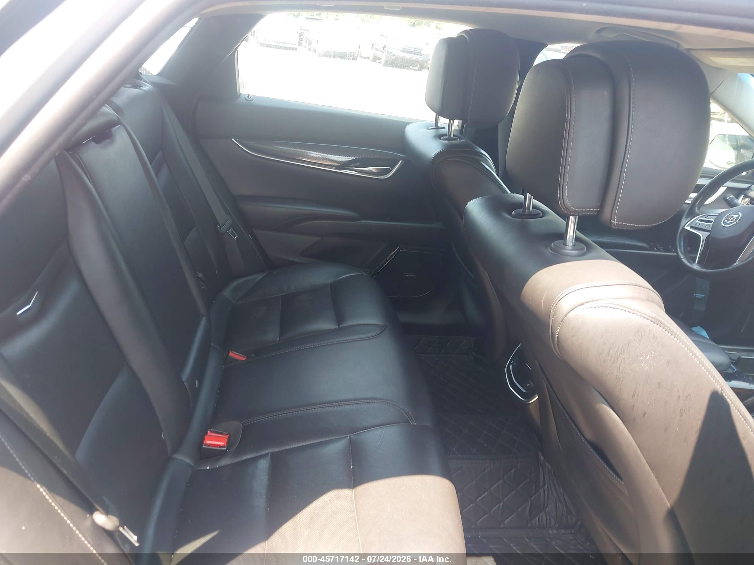 2014 Cadillac Xts Luxury Silver vin: 2G61M5S37E9210897