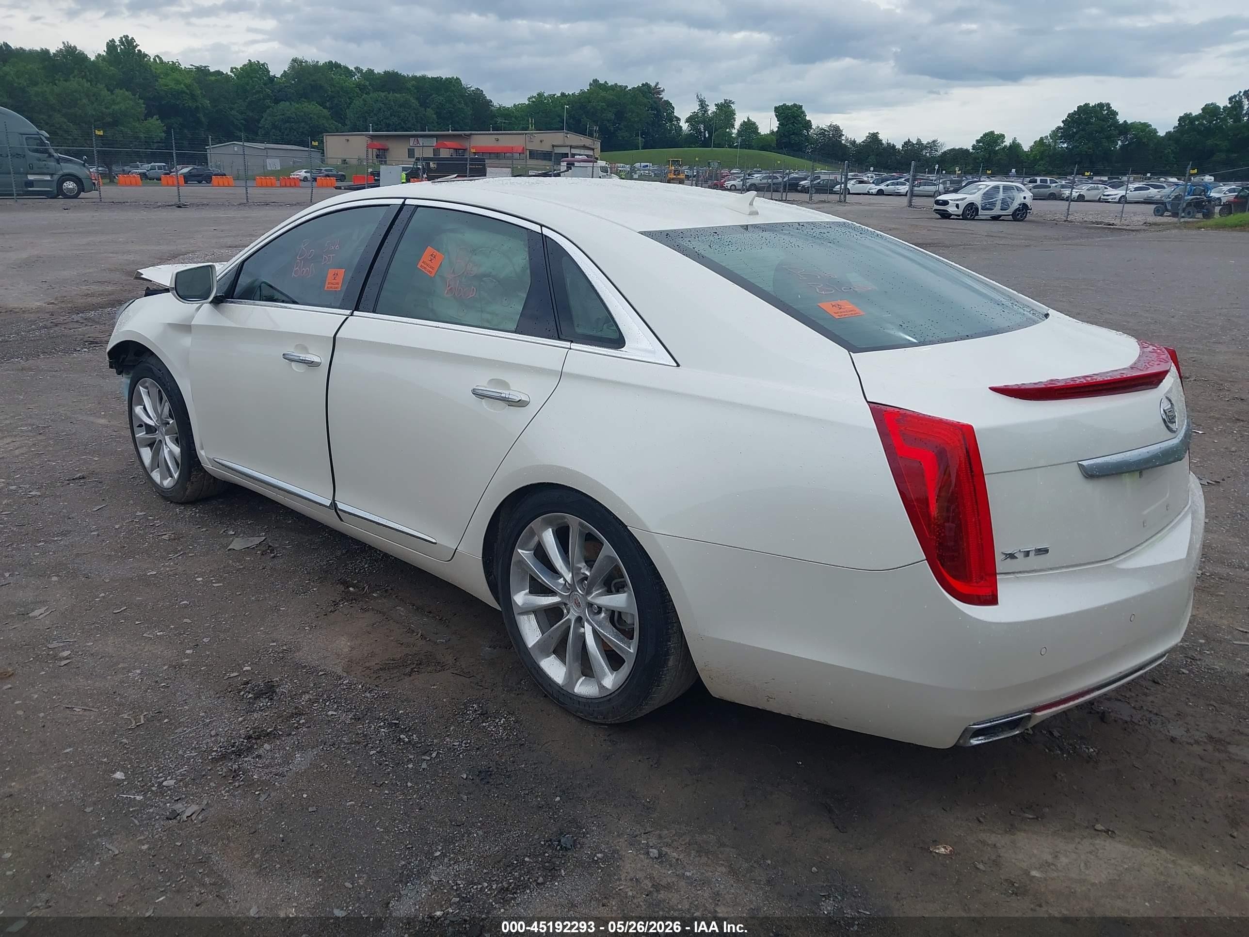 2014 Cadillac Xts Luxury White vin: 2G61M5S37E9317982