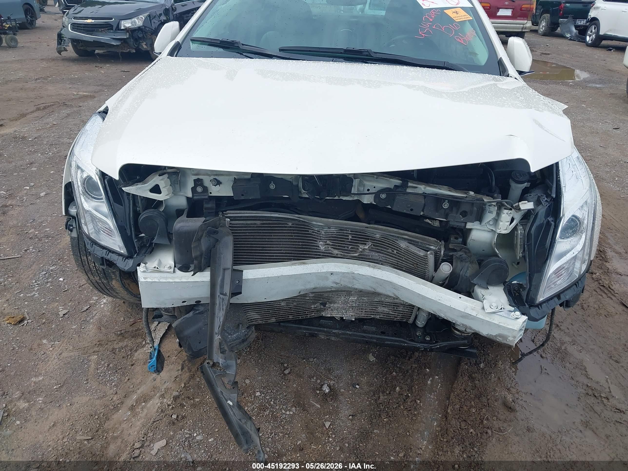 2014 Cadillac Xts Luxury White vin: 2G61M5S37E9317982