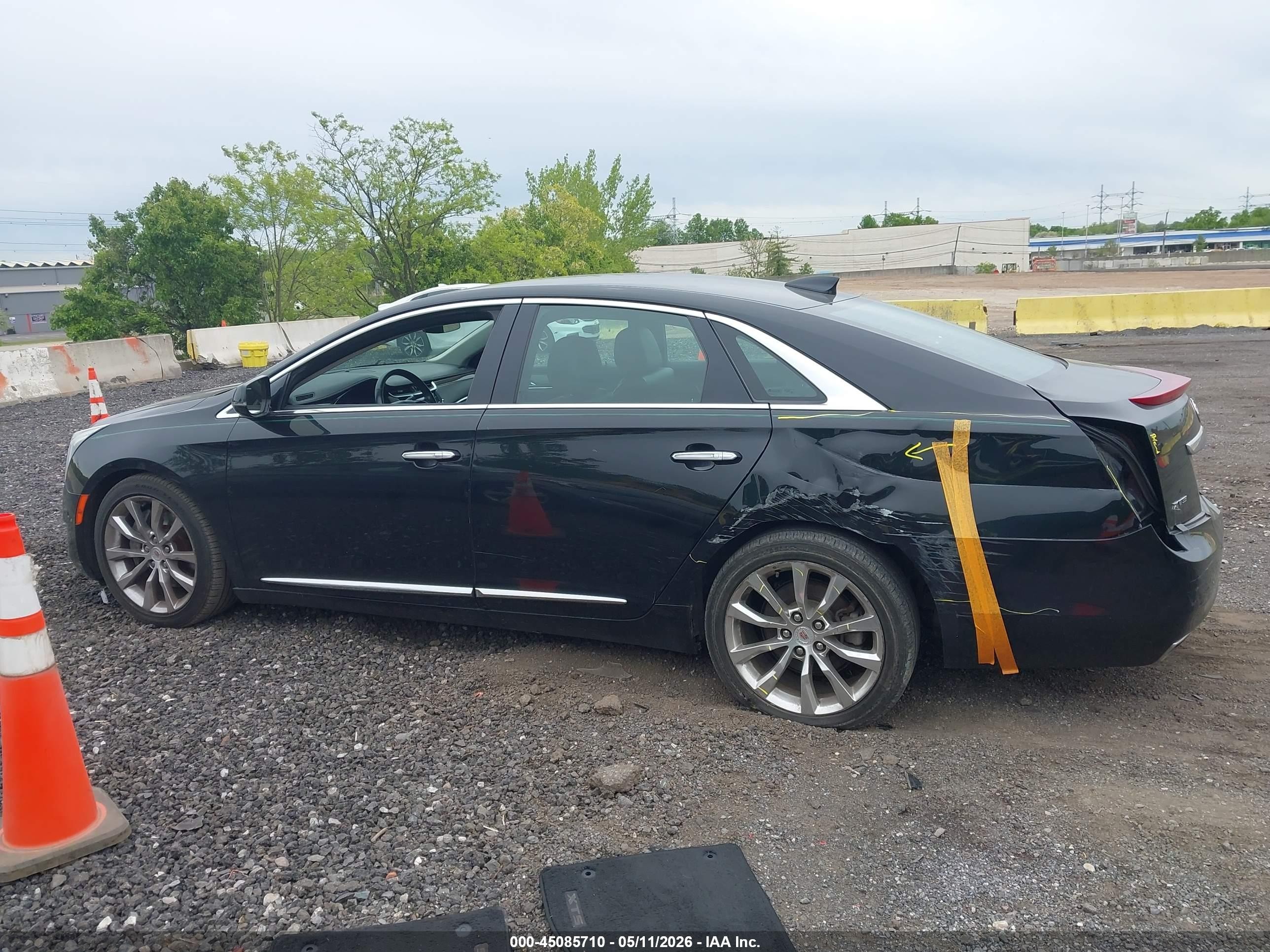 2015 Cadillac Xts Luxury Black vin: 2G61M5S37F9113104