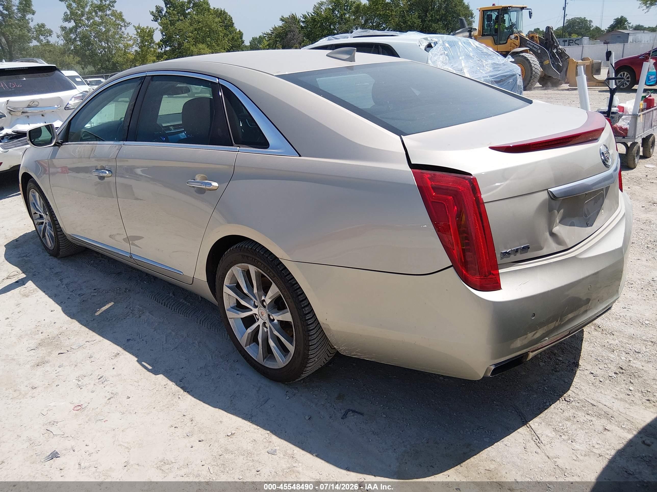 2015 Cadillac Xts Luxury Золотой vin: 2G61M5S37F9222338